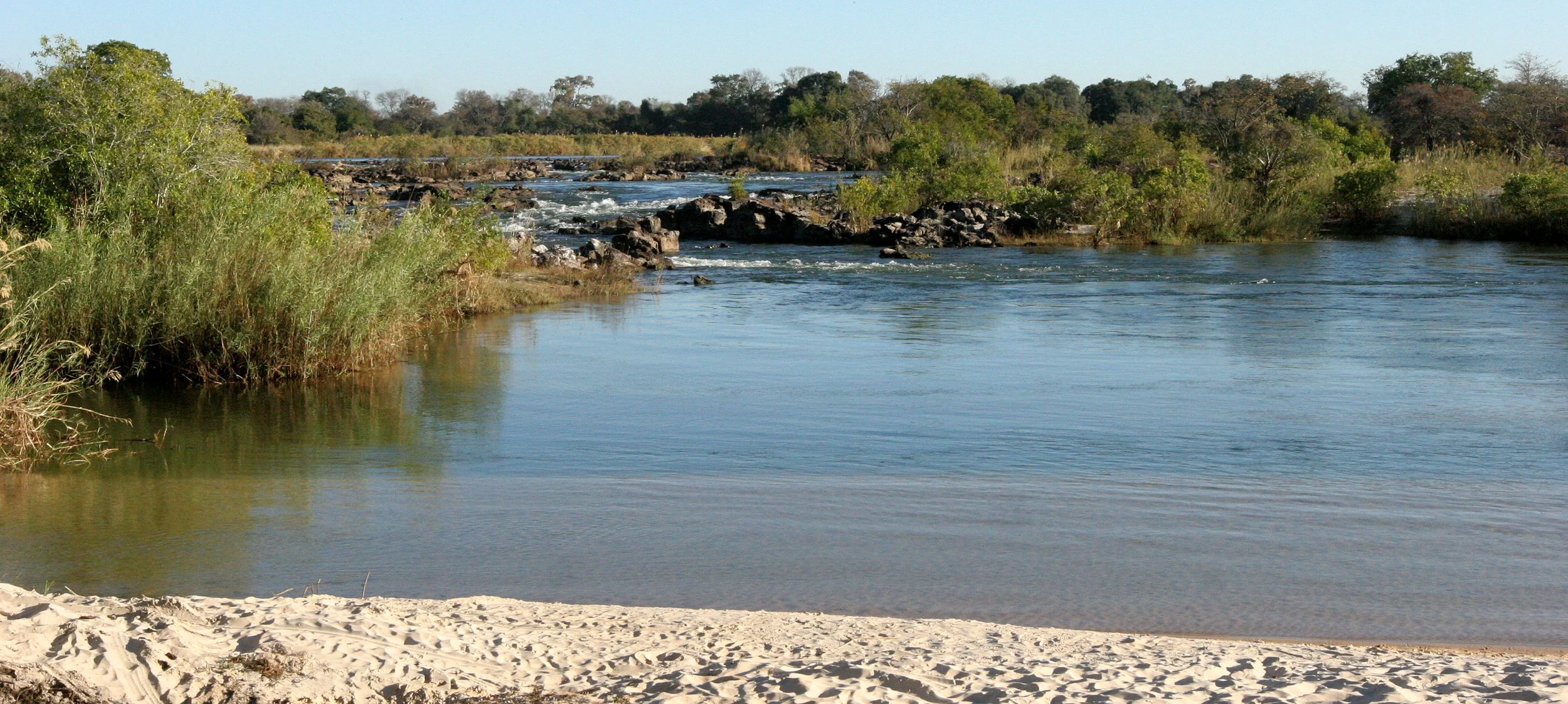NAMIBIA - POPA FALLS.JPG