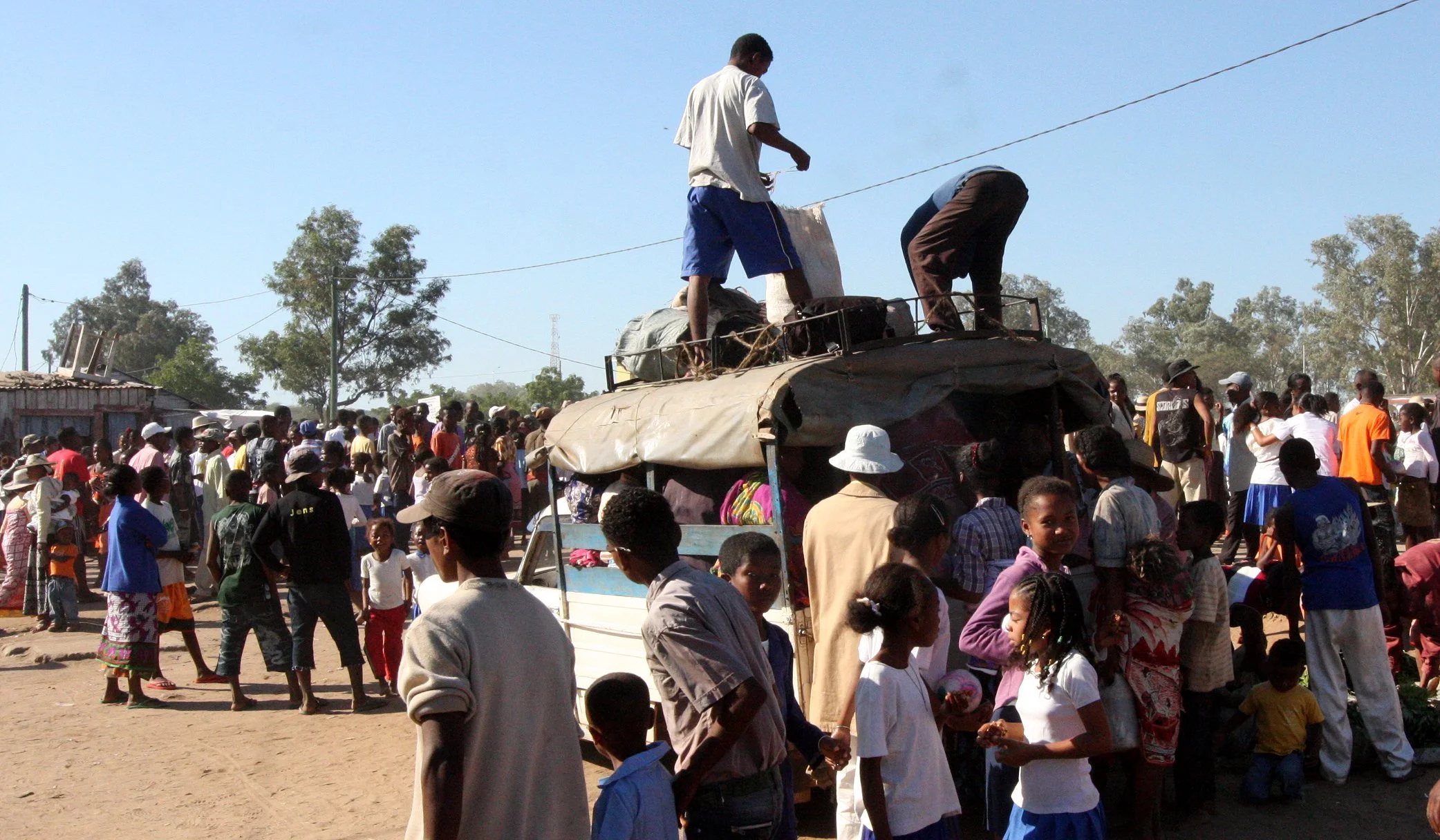 ANTANDROY VILLAGE - MARKET DAY (44).JPG