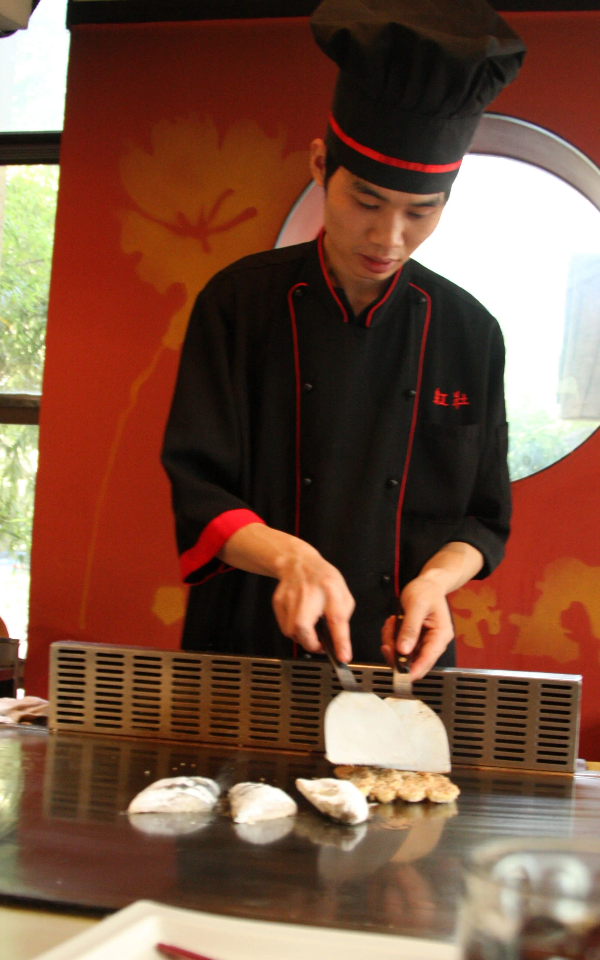 COKIES SHANGHAI PITCHERS  (25).JPG