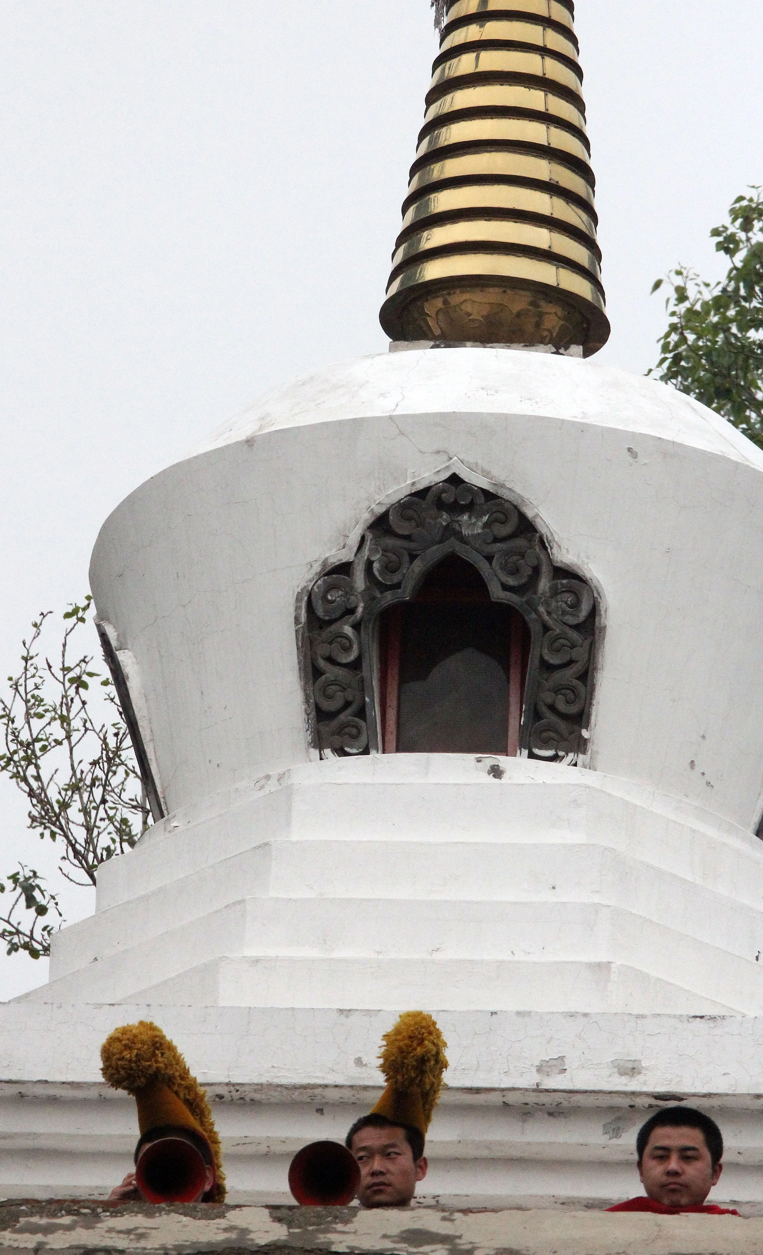 KUMBUM MONASTERY - QINGHAI - SUNNING BUDDHA FESTIVAL 2013 (162).JPG