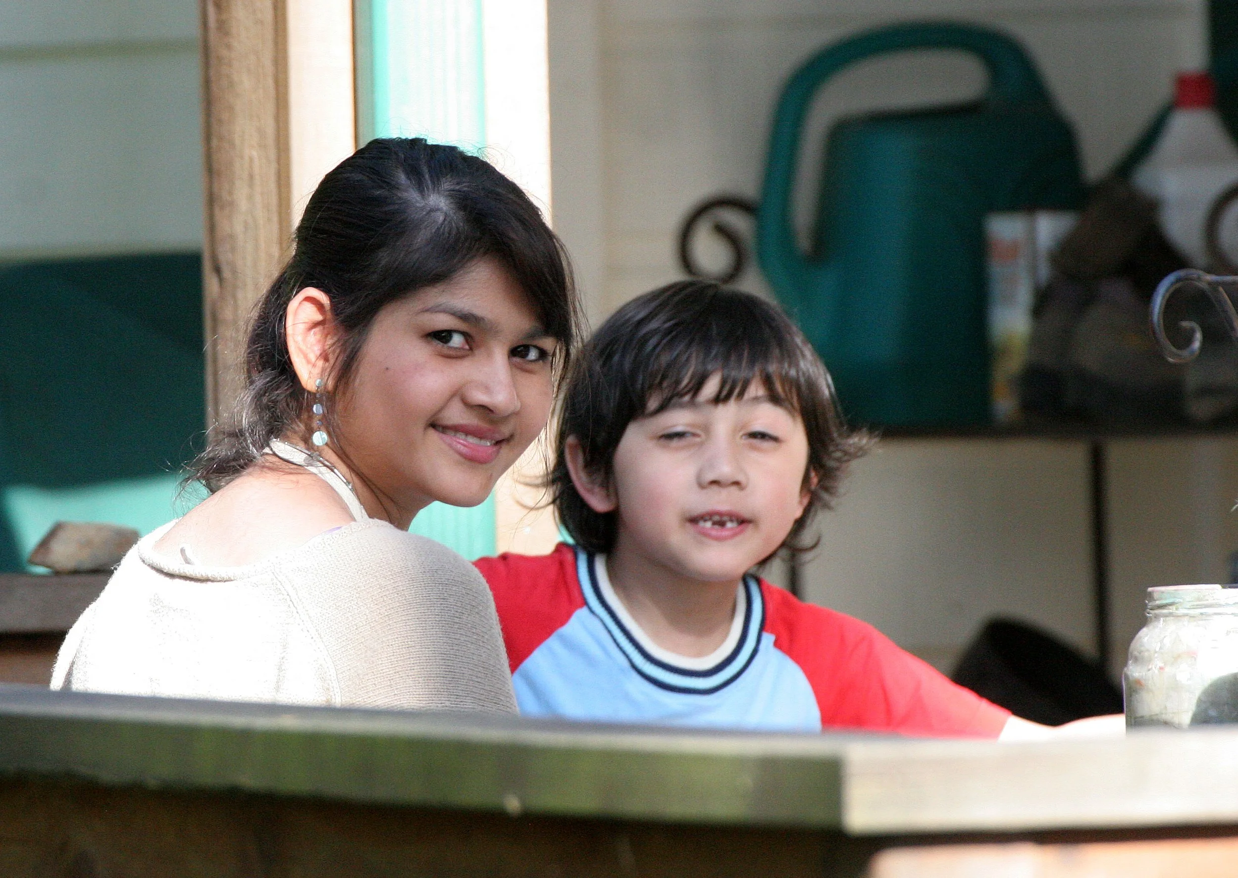 2008-5-15 PLAYING AT LAKE FARM (5).JPG