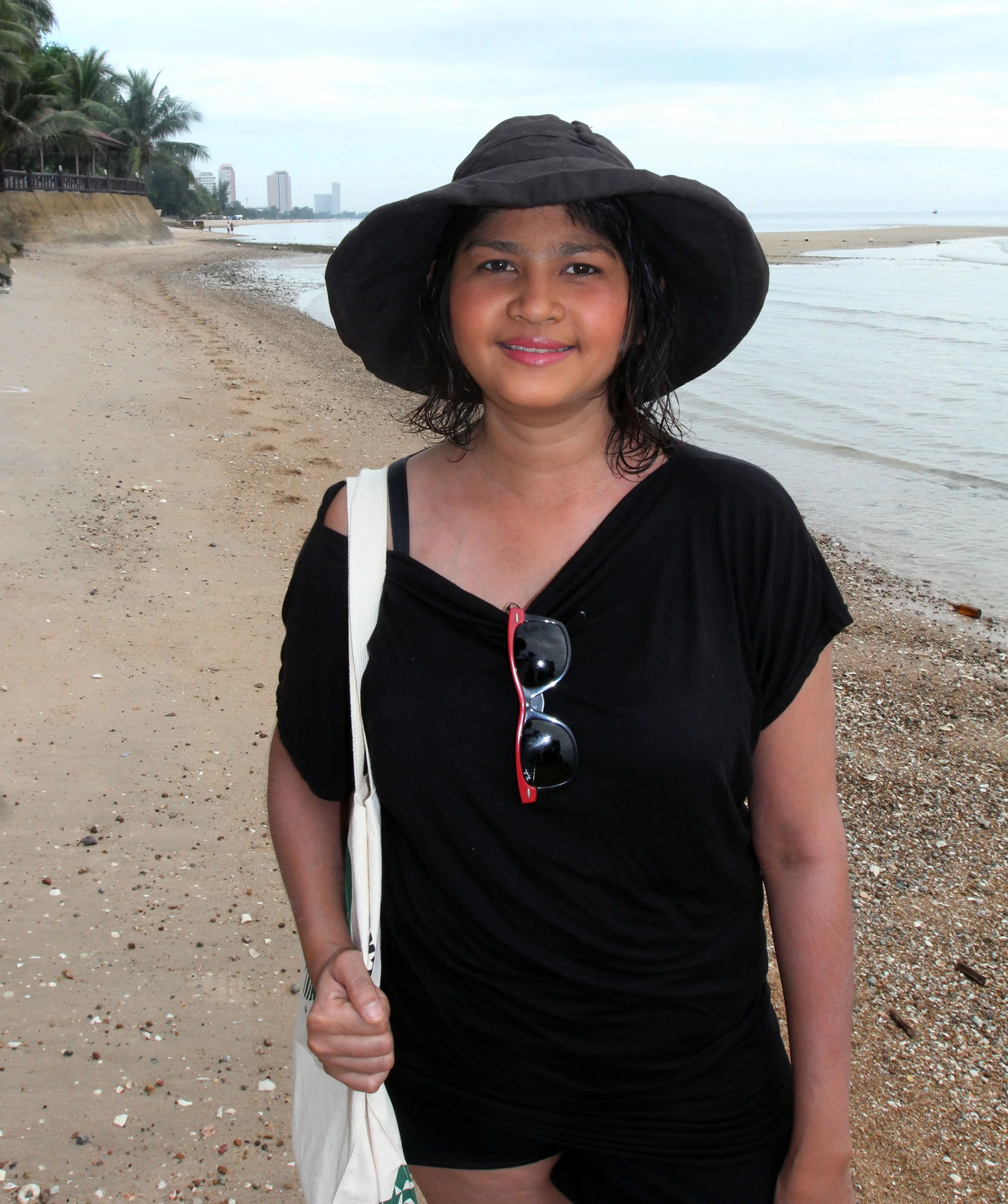 2013 Cha'am and Petchaburi with Family & Friends (96).JPG