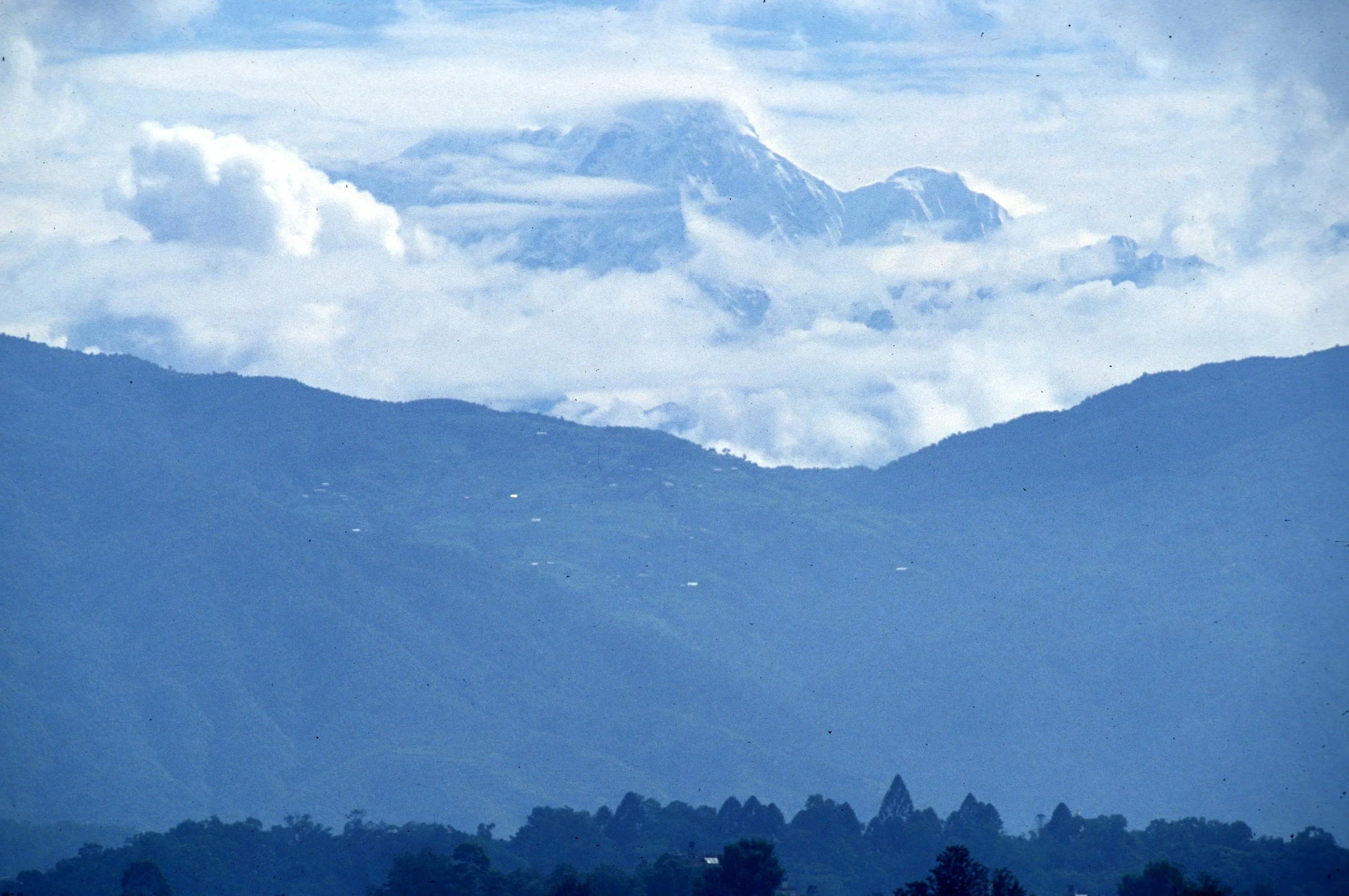 NEPAL - HIMALAYA VIEWS.jpg