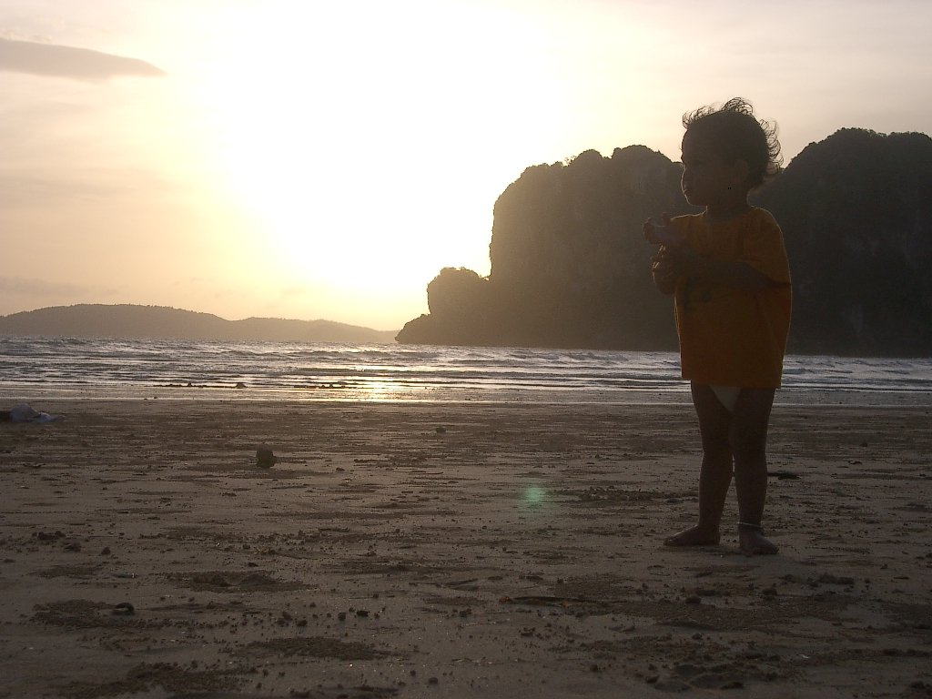 2004 Krabi Railey Beach Trip with Cokie & Som (60).JPG