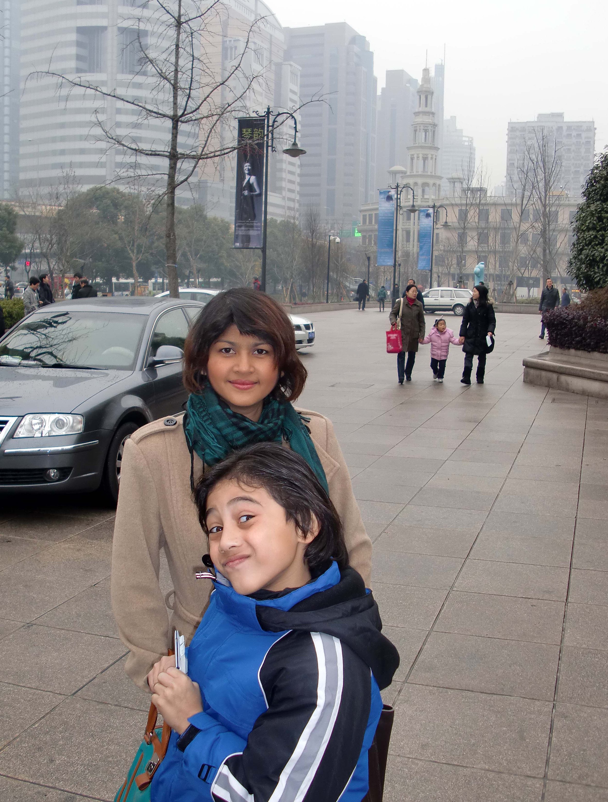 2011-3-13 NIGHT OUT IN SHANGHAI (6).JPG