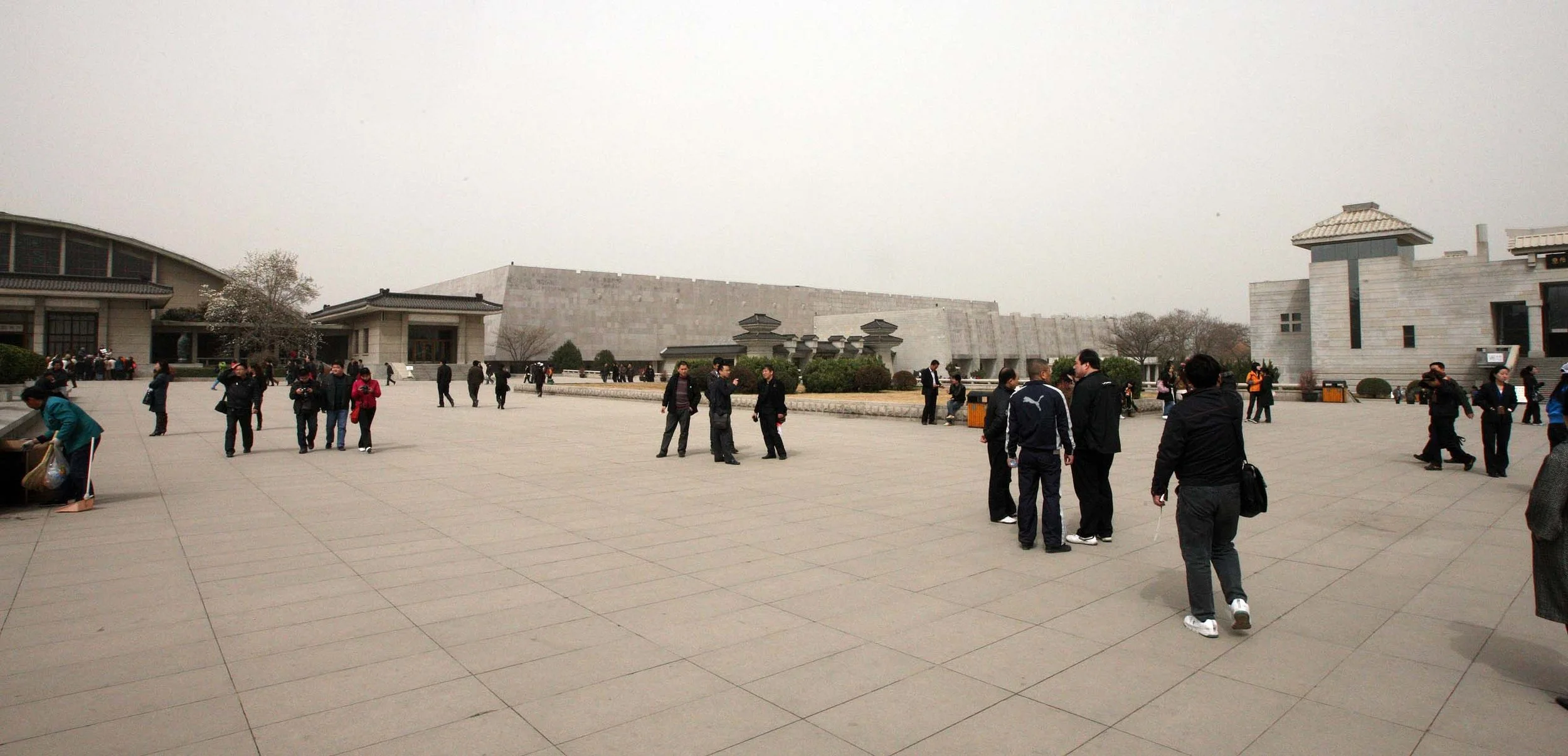 XIAN - TERRA COTTA WARRIORS - MARCH 2011 (3).JPG