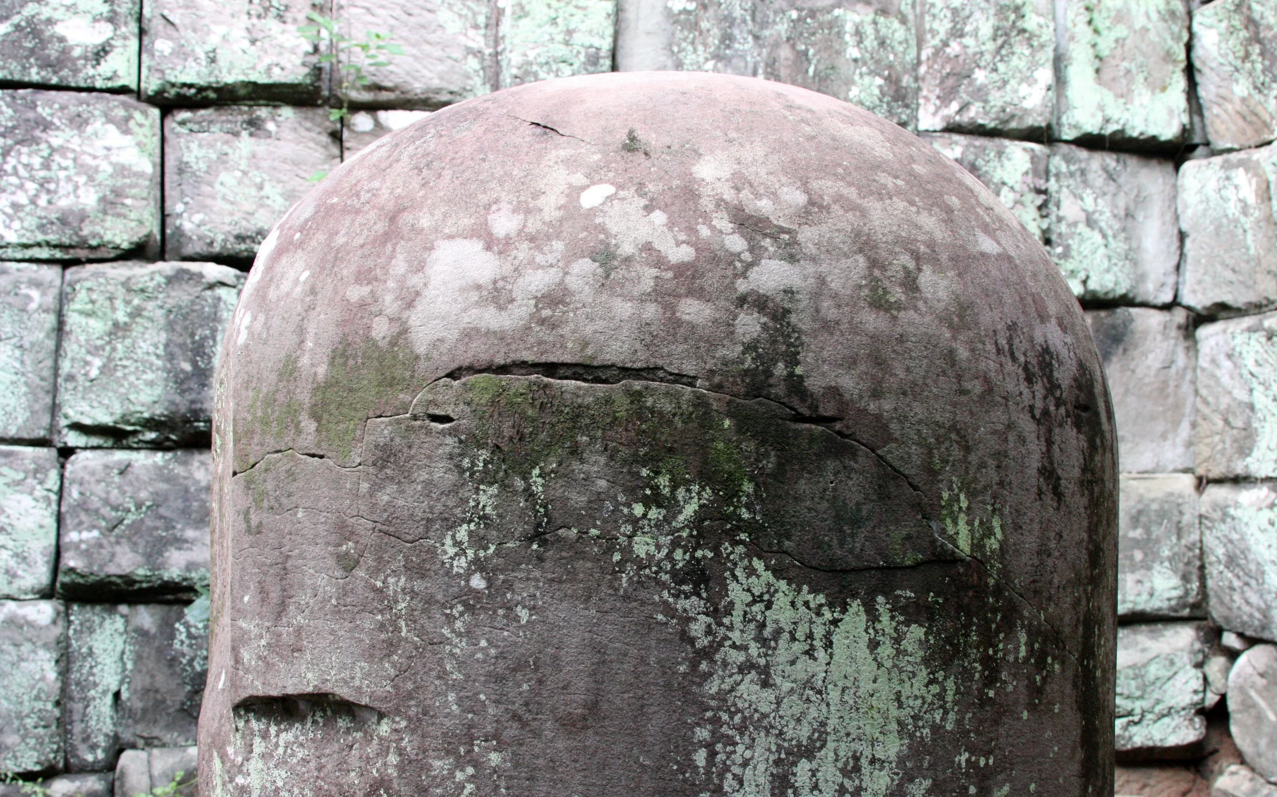 KOH KER TEMPLE CAMBODIA (42).JPG