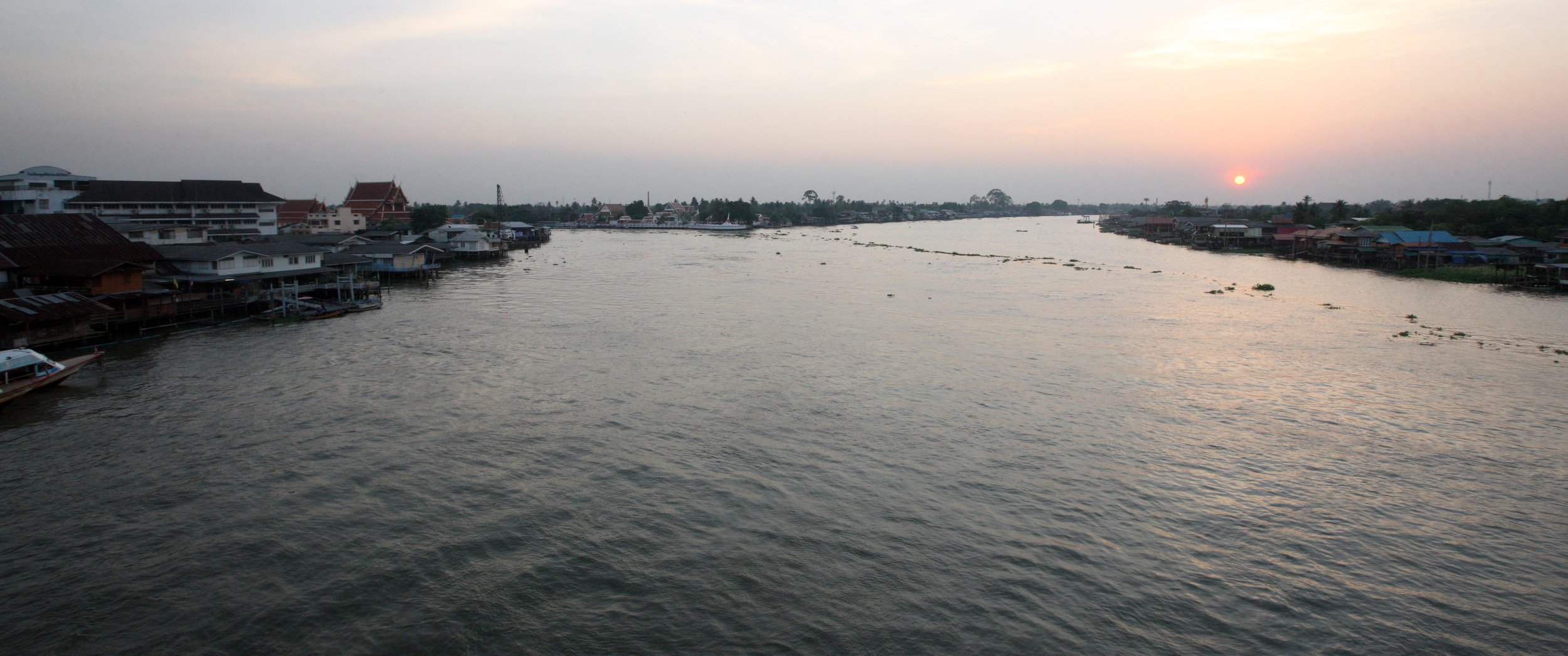 2015 Pakkret Nonthaburi Sunset on Chao Praya (10).JPG