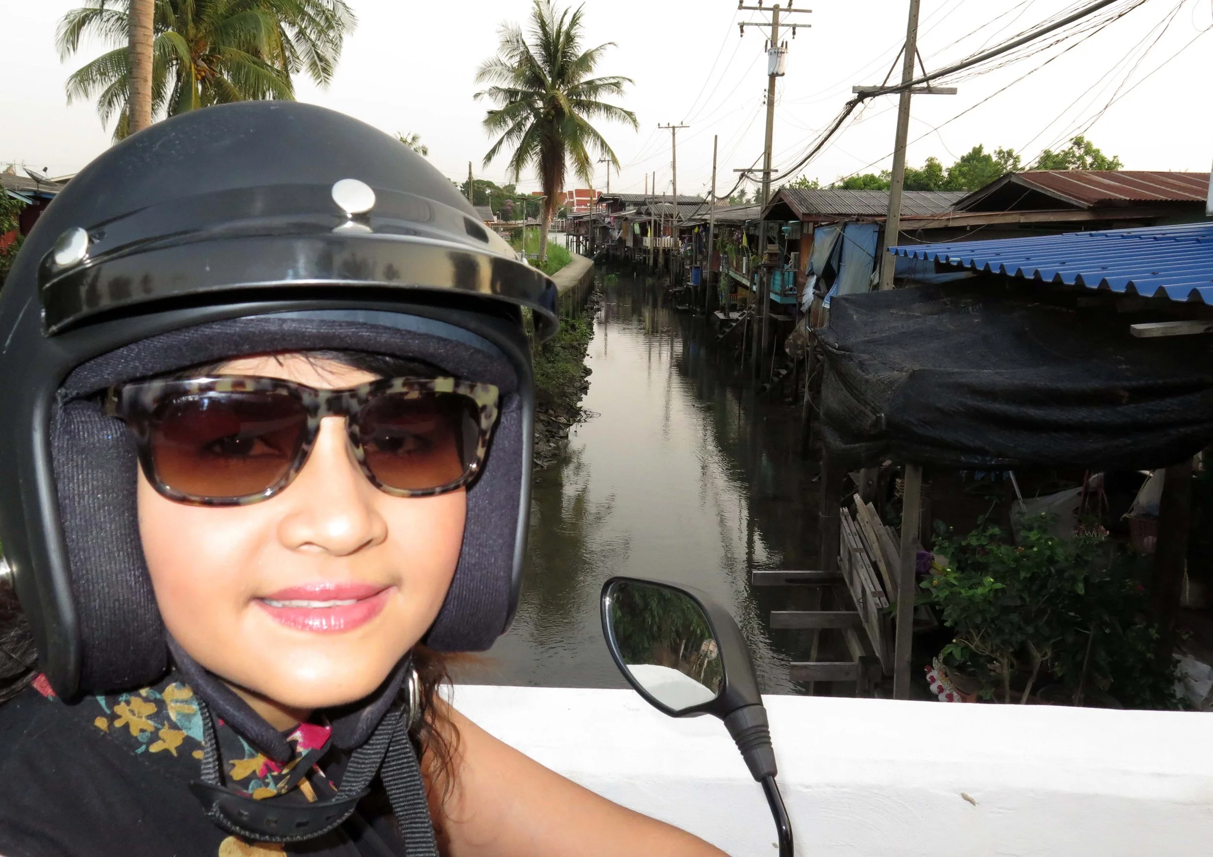 2013 Nonthaburi Setthasiri House and Nonthaburi Neighborhood (151).JPG