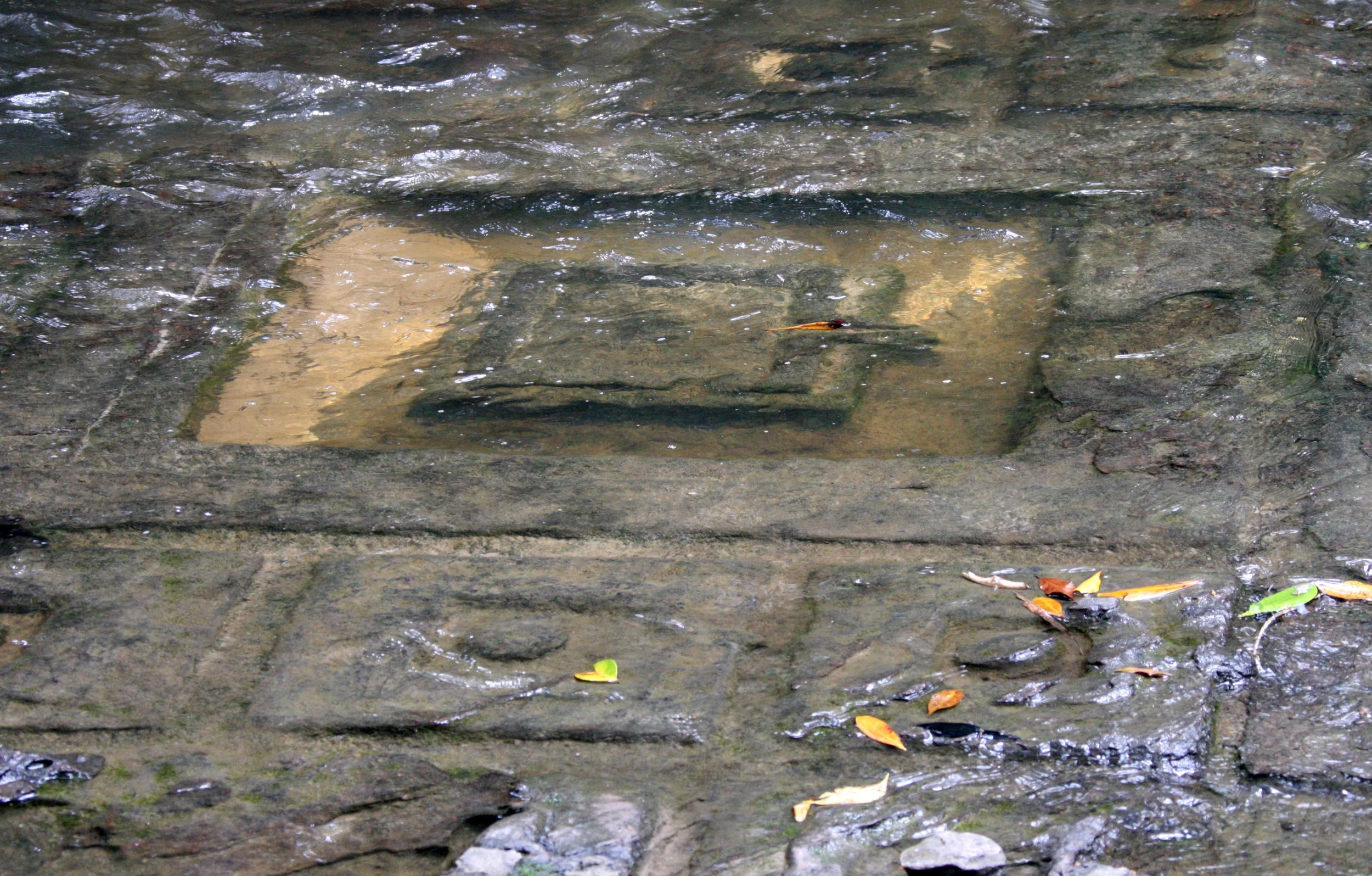 KULEN MOUNTAIN CAMBODIA - 1000 LINGHA RIVER (9).JPG