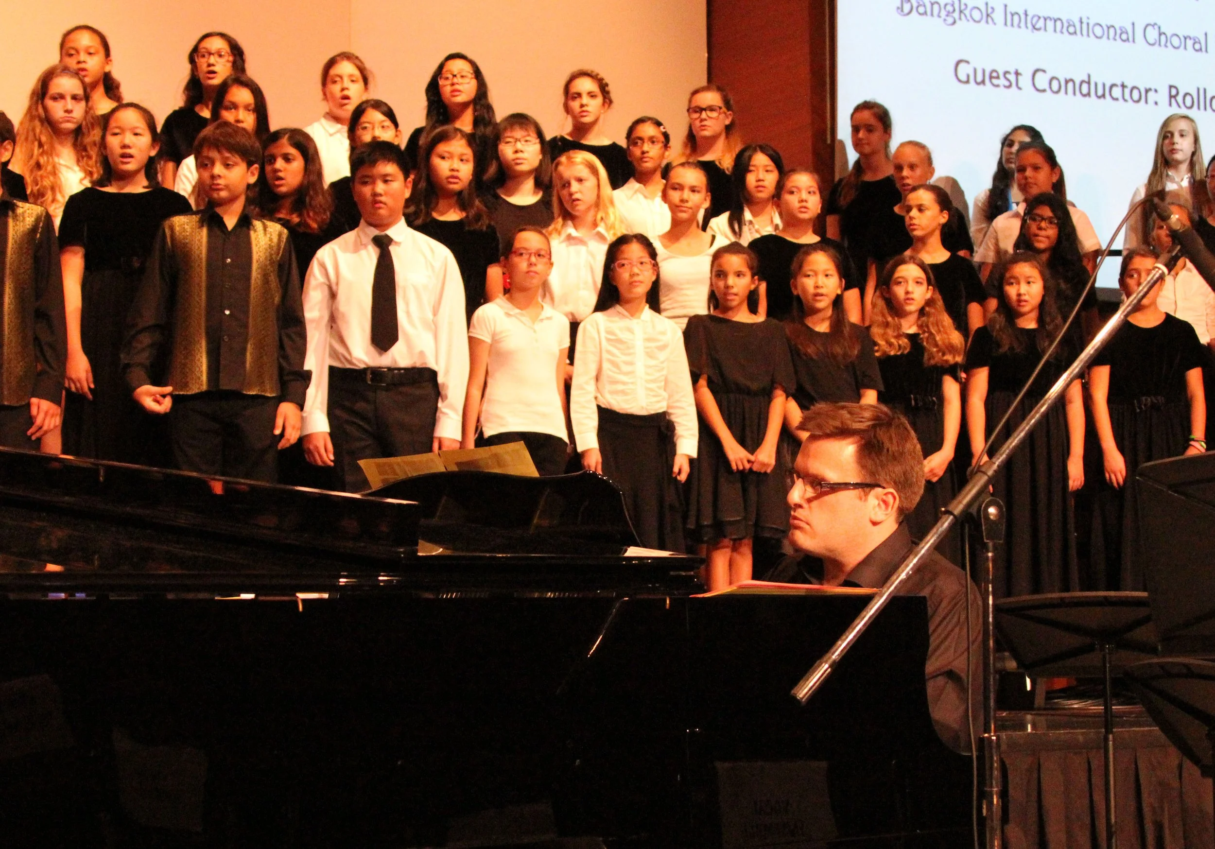 2014 Choir Concert at ISB (45).JPG