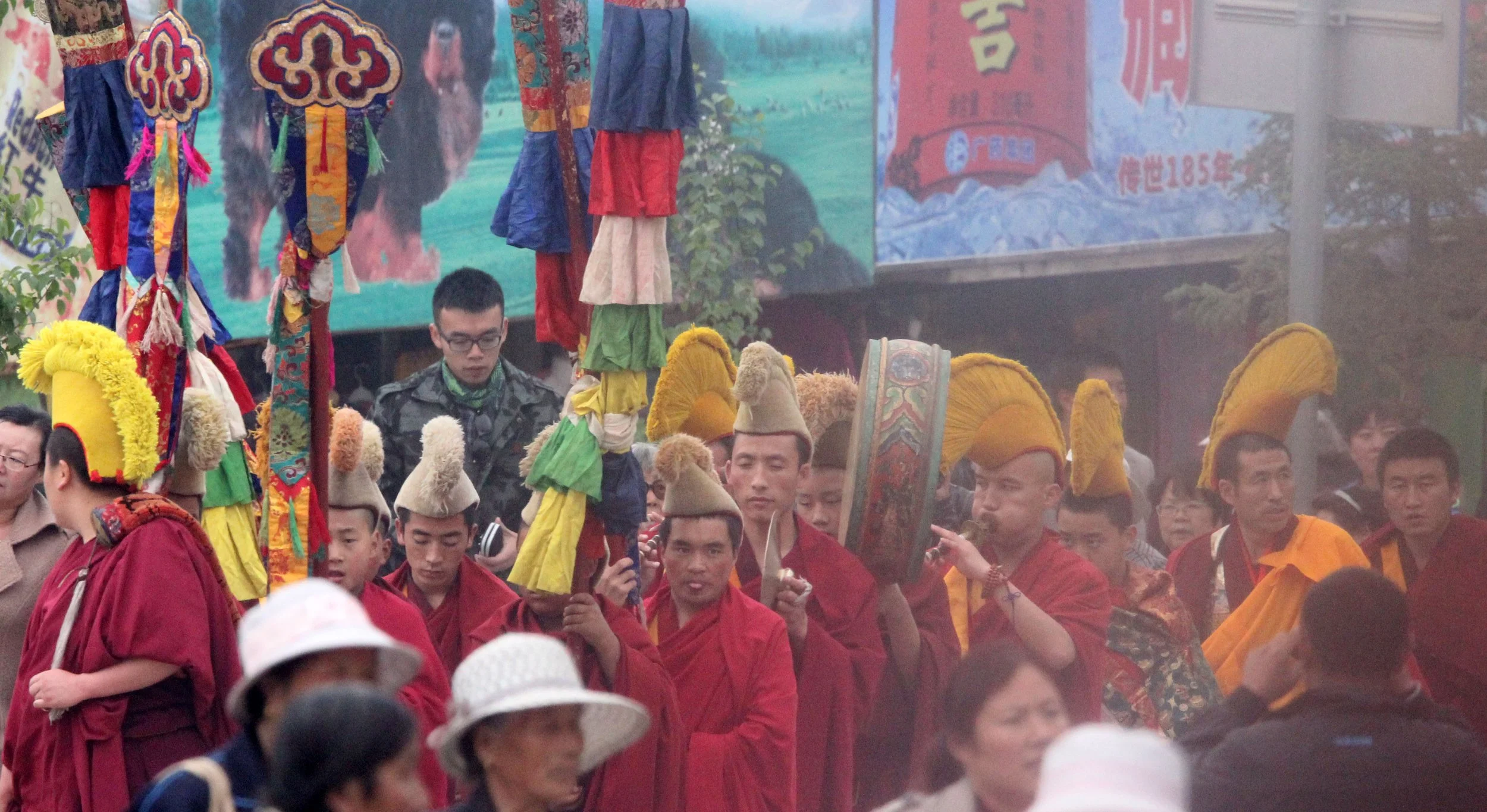 KUMBUM MONASTERY - QINGHAI - SUNNING BUDDHA FESTIVAL 2013 (181).JPG