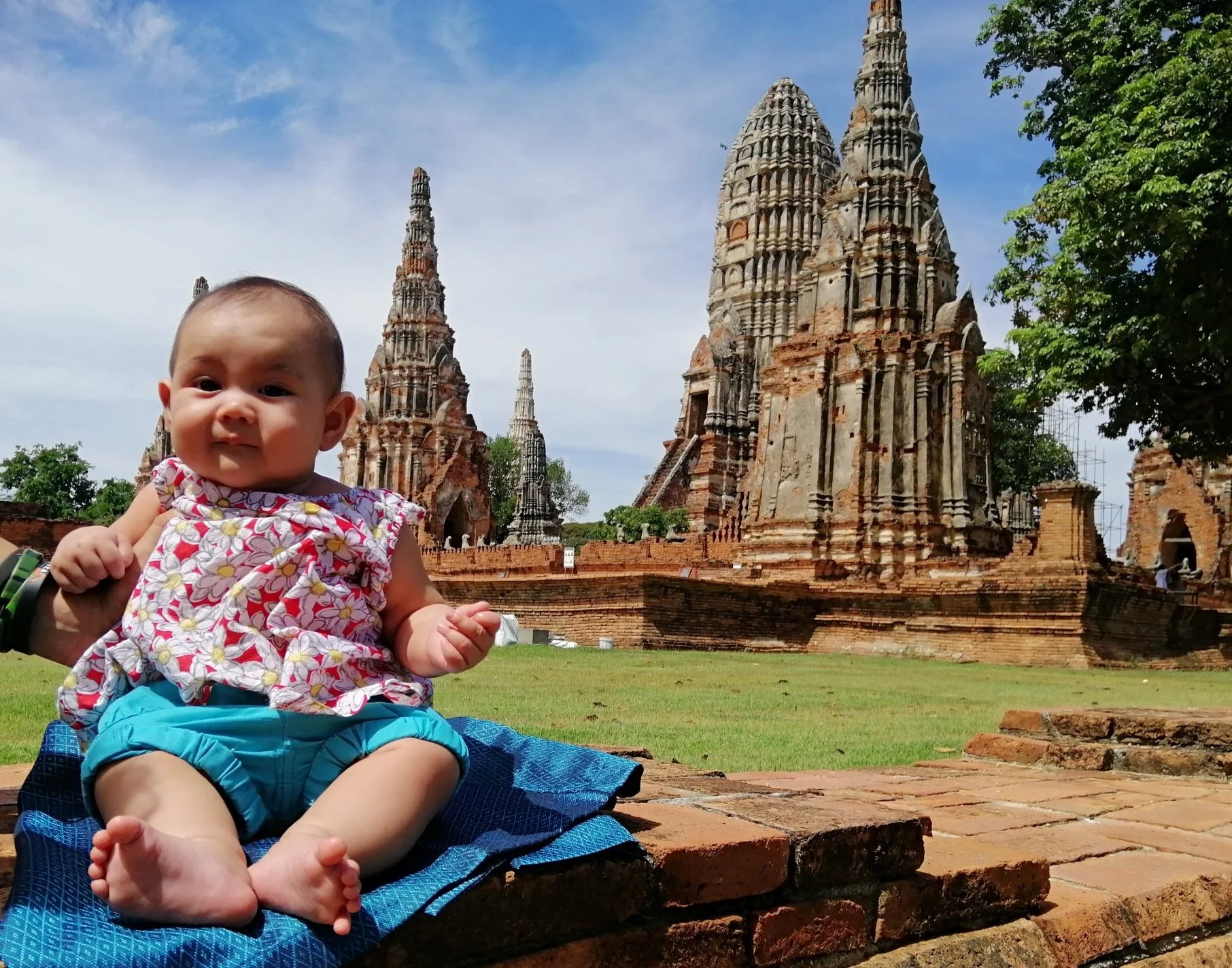 2020 Ayutthaya with Liana & Gift and Mom (227).jpg