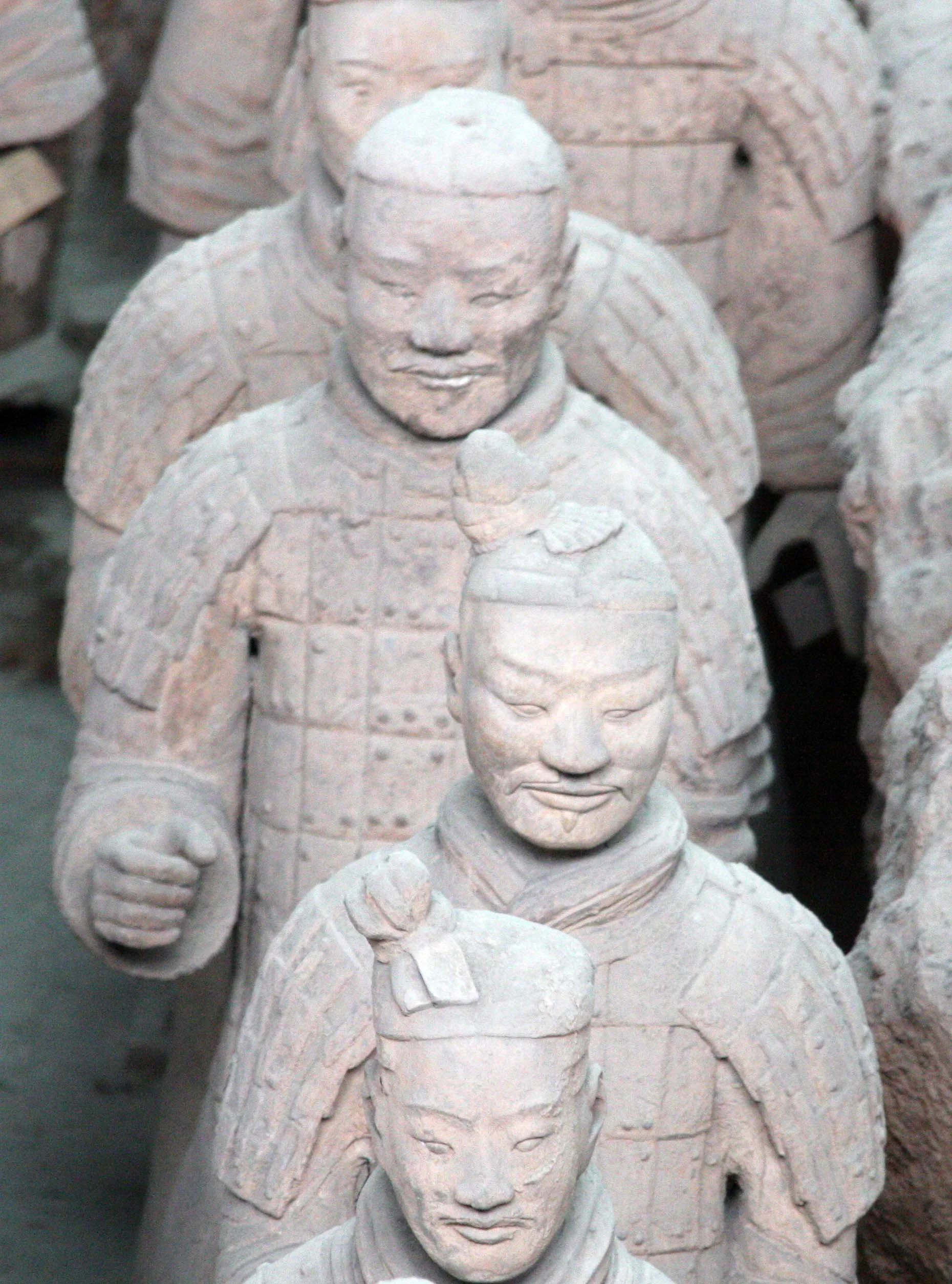 XIAN - TERRA COTTA WARRIORS - MARCH 2011 (50).JPG