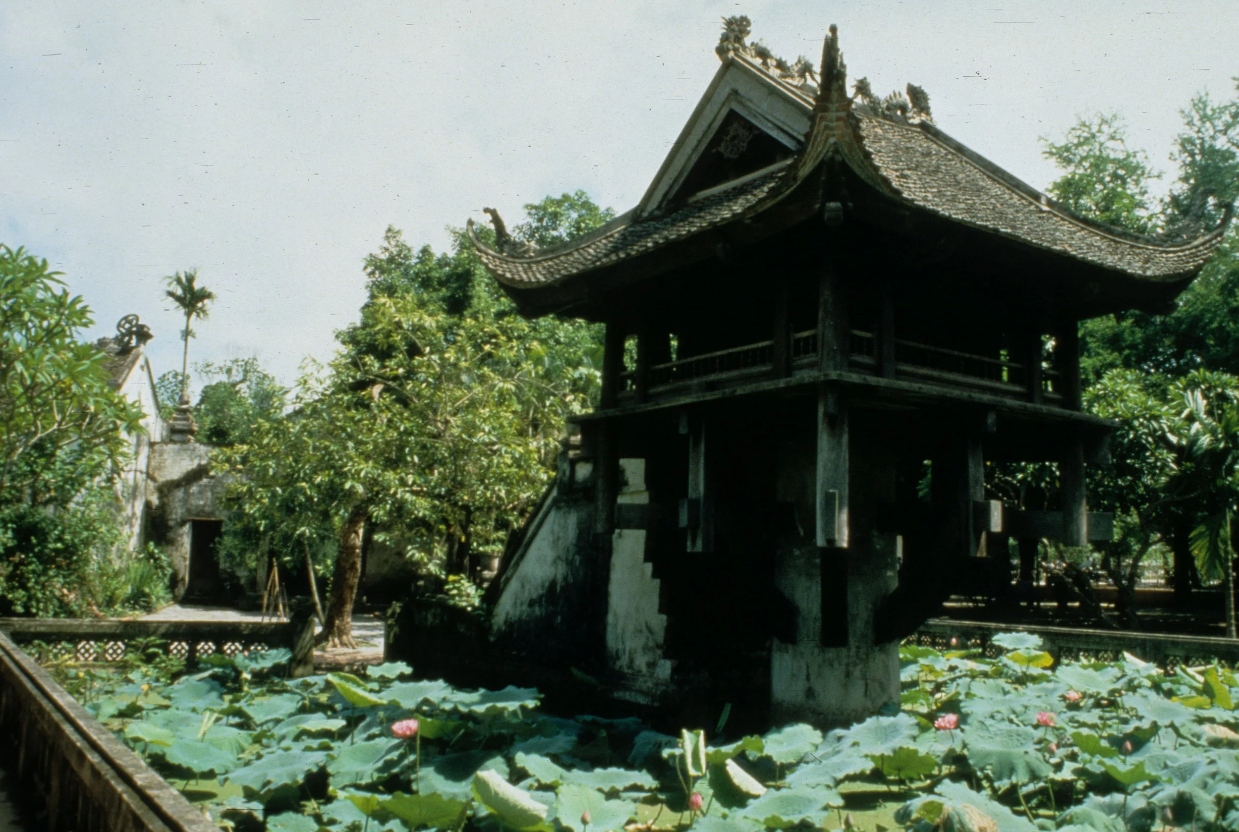 HANOI - ONE PILLARED PAGODA.jpg