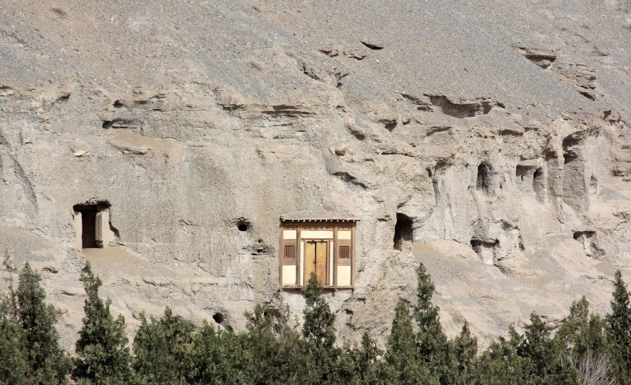 MOGAO GROTTOES - DUNHUANG GANSU CHINA (21).JPG