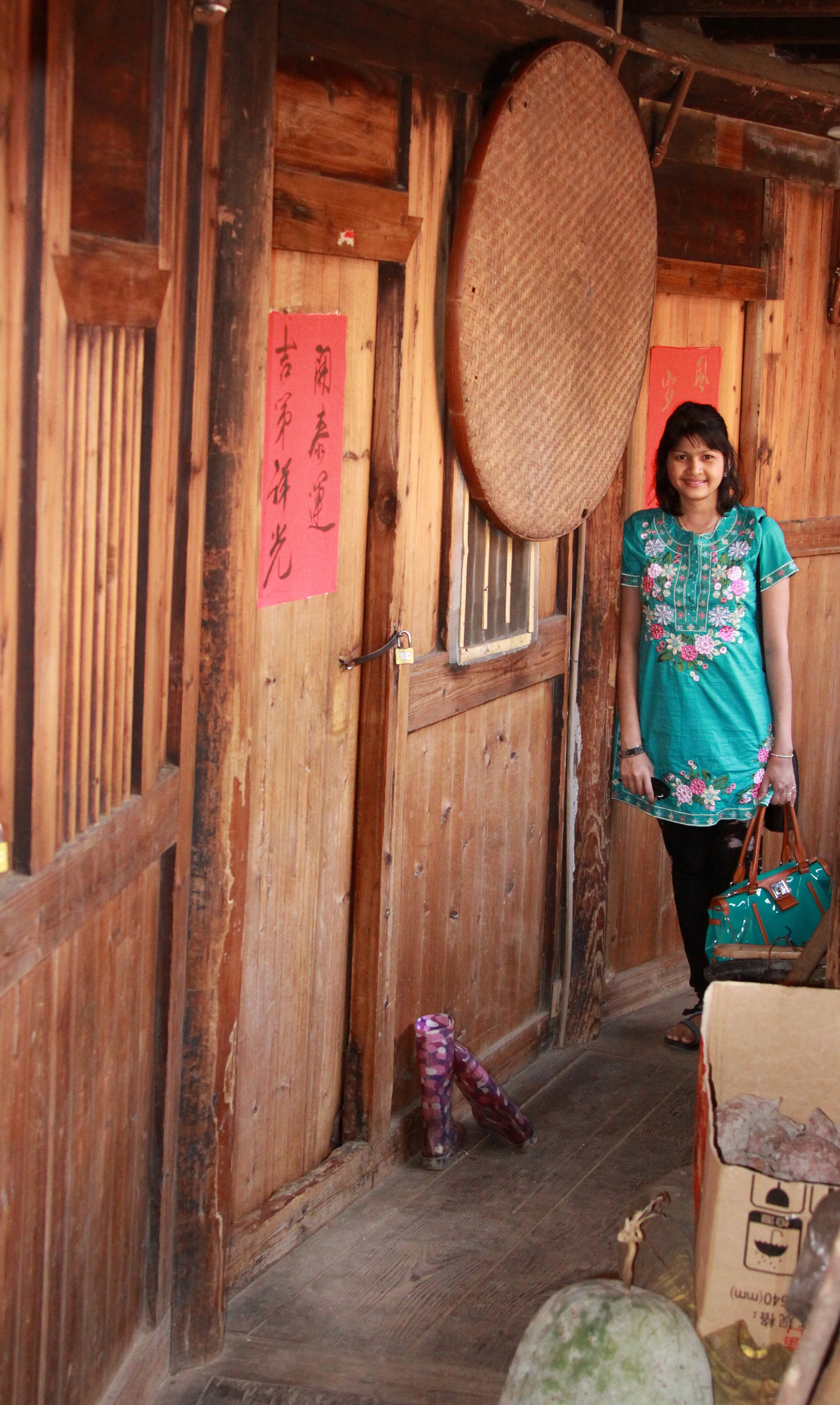 TIANLOUKENG HAKKA CLUSTER - FUJIAN CHINA (69).JPG