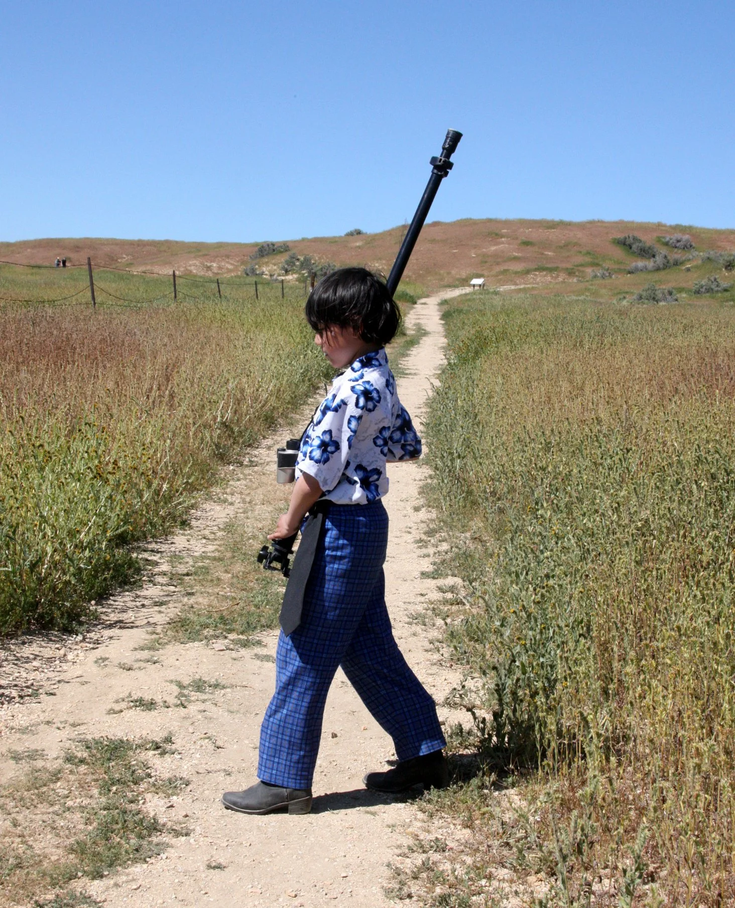 2010-4-6 CARRIZO PLAIN NATIONAL MONUMENT CAMPING EXPEDITION.JPG