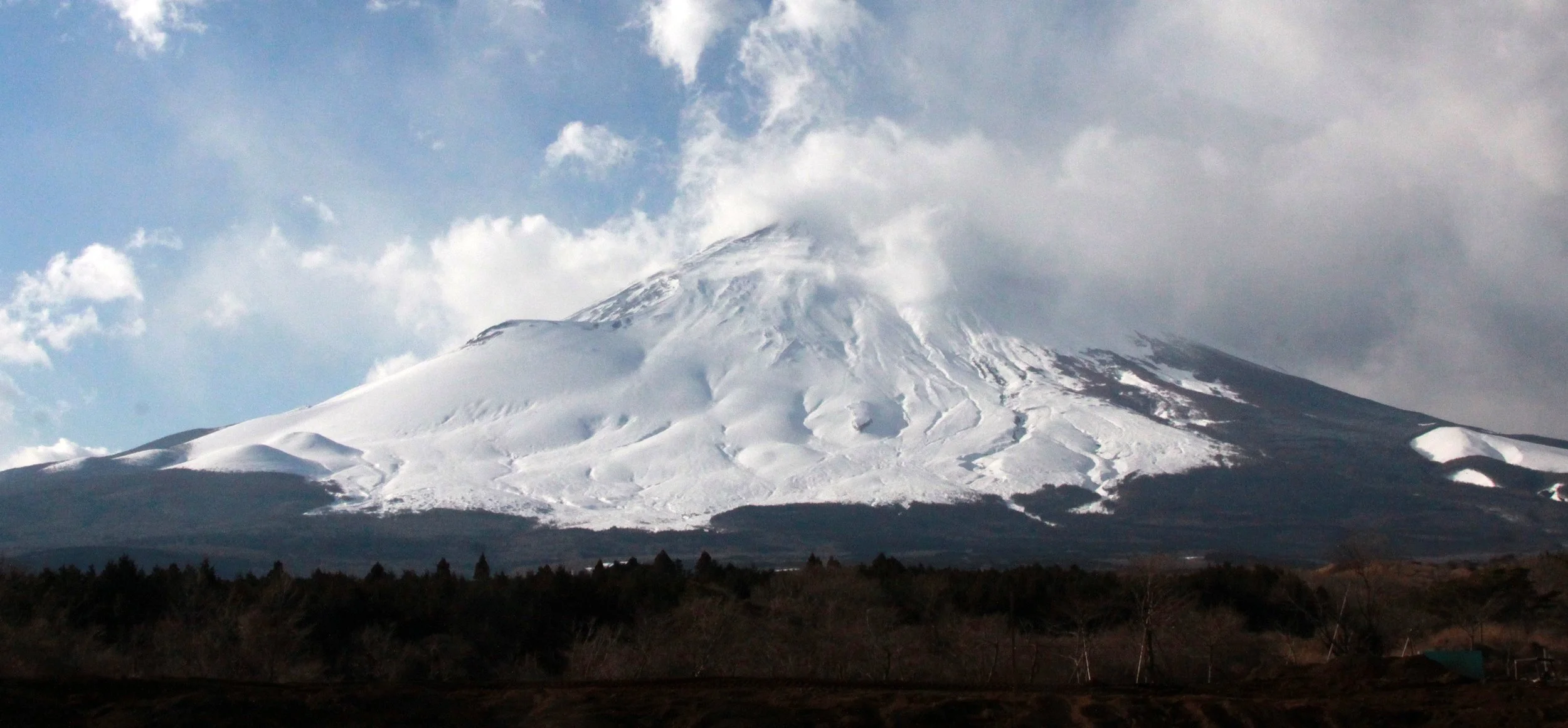 MOUNT FUJI - AS SEEN FROM FUJINOMIYA JAPAN (12).JPG
