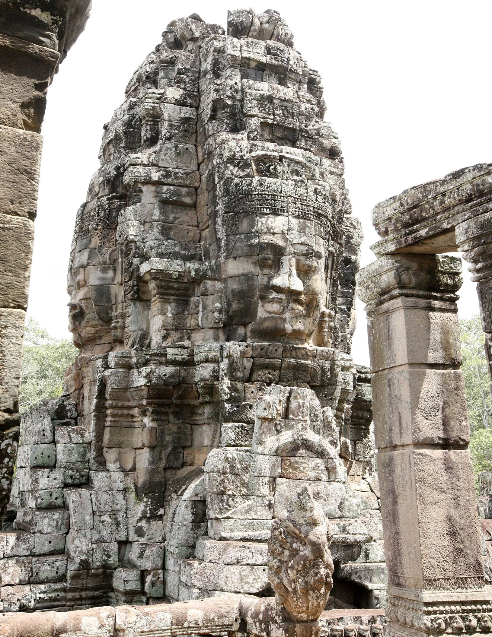 BAYON - JULY 2010 (34).JPG