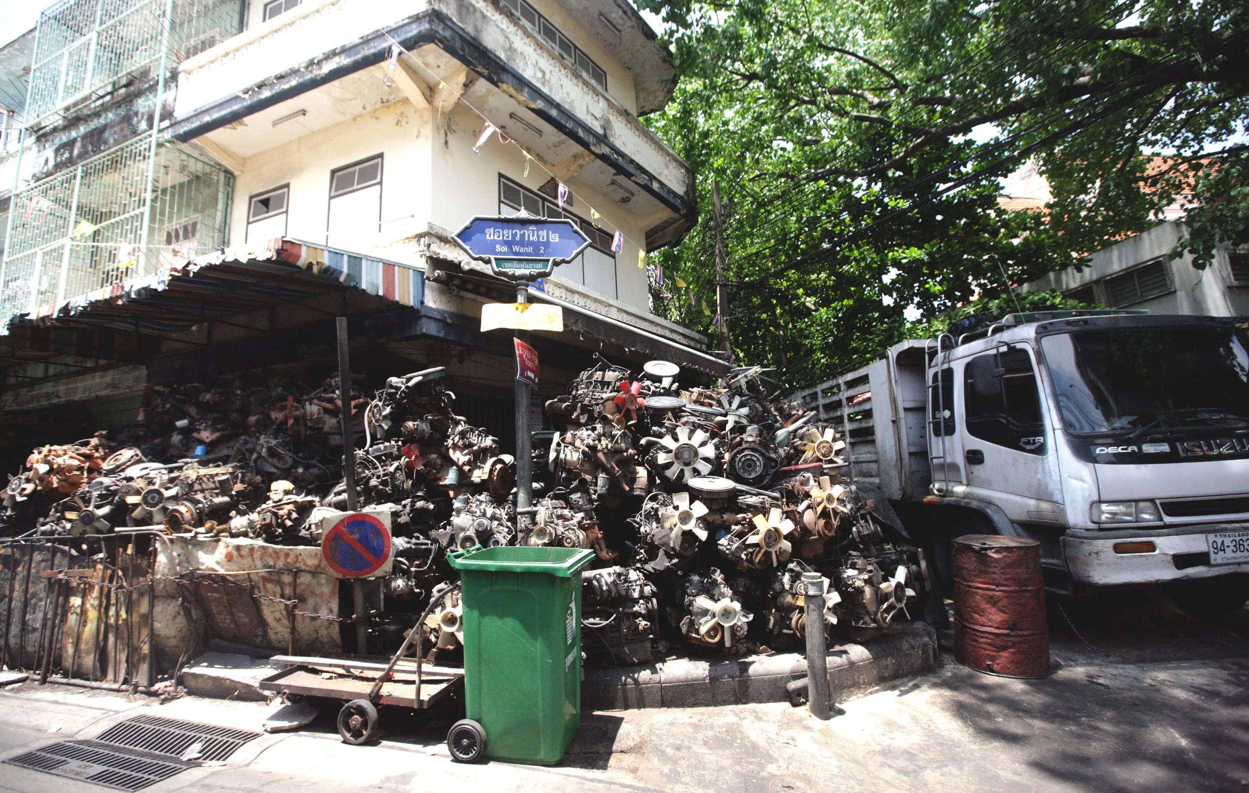 2017 Graffiti Tour in Bangkok (310).JPG