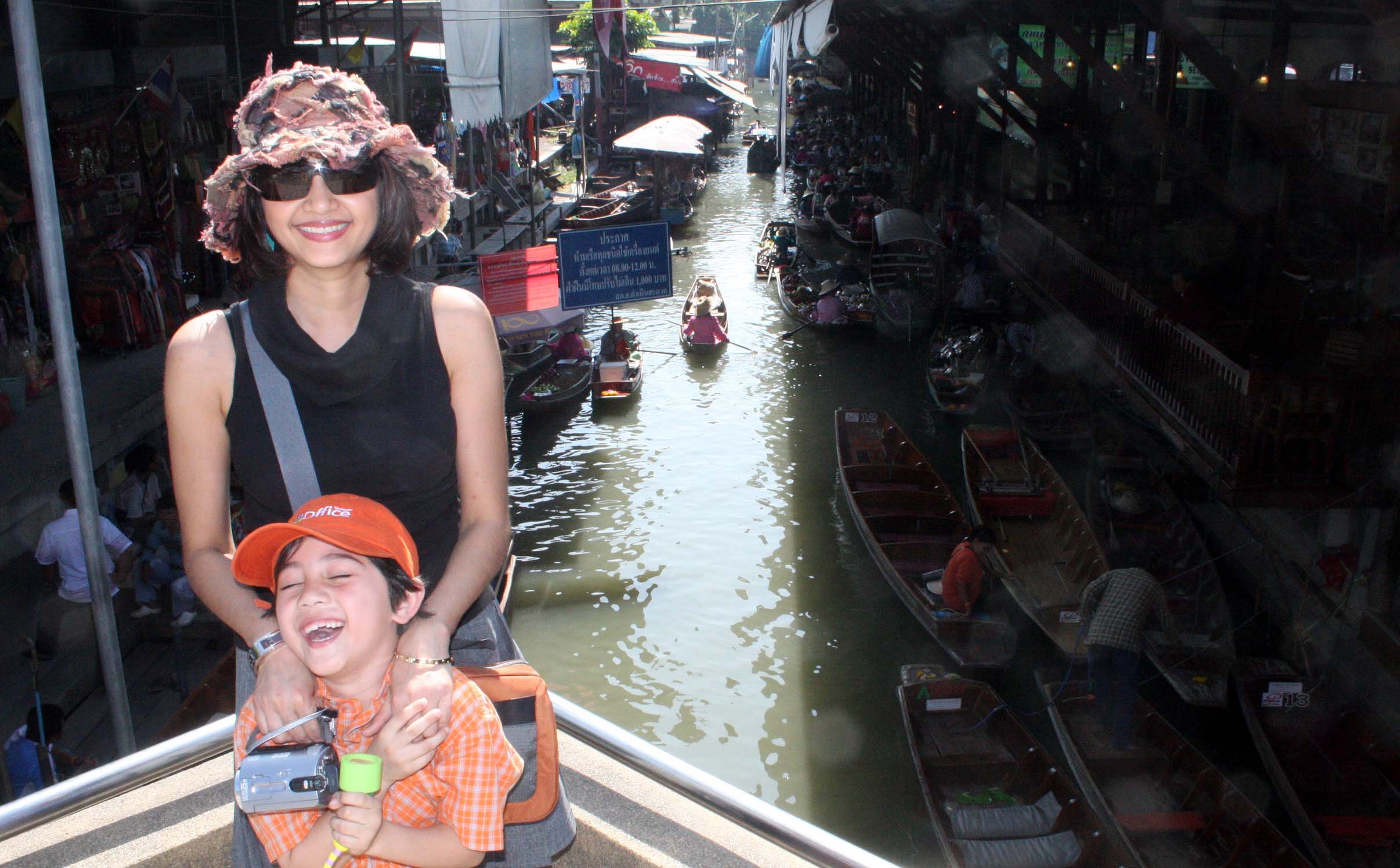 2008 Damnoen Saduak Floating Market Day Trip (90).JPG