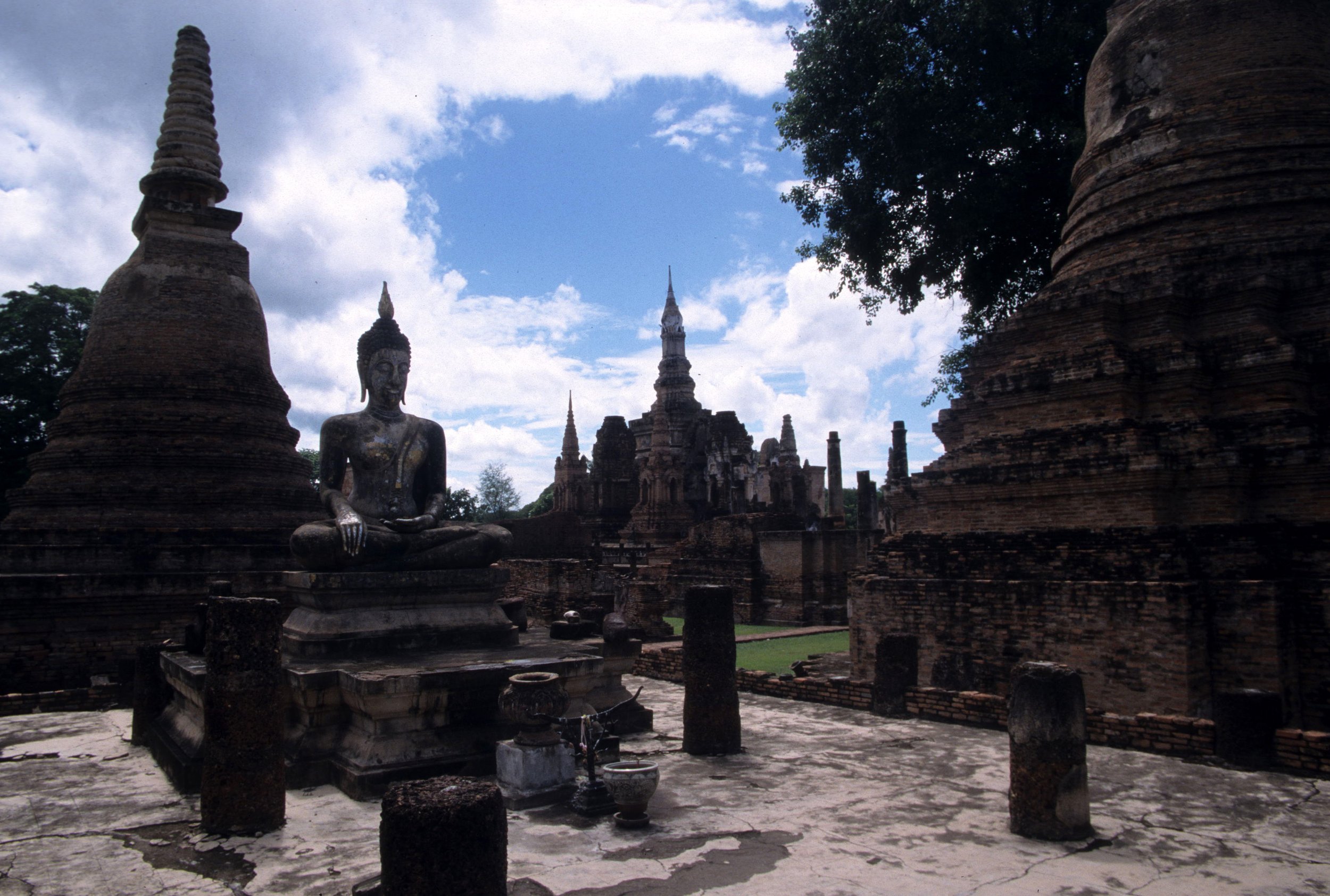 SUKHOTHAI DS.jpg