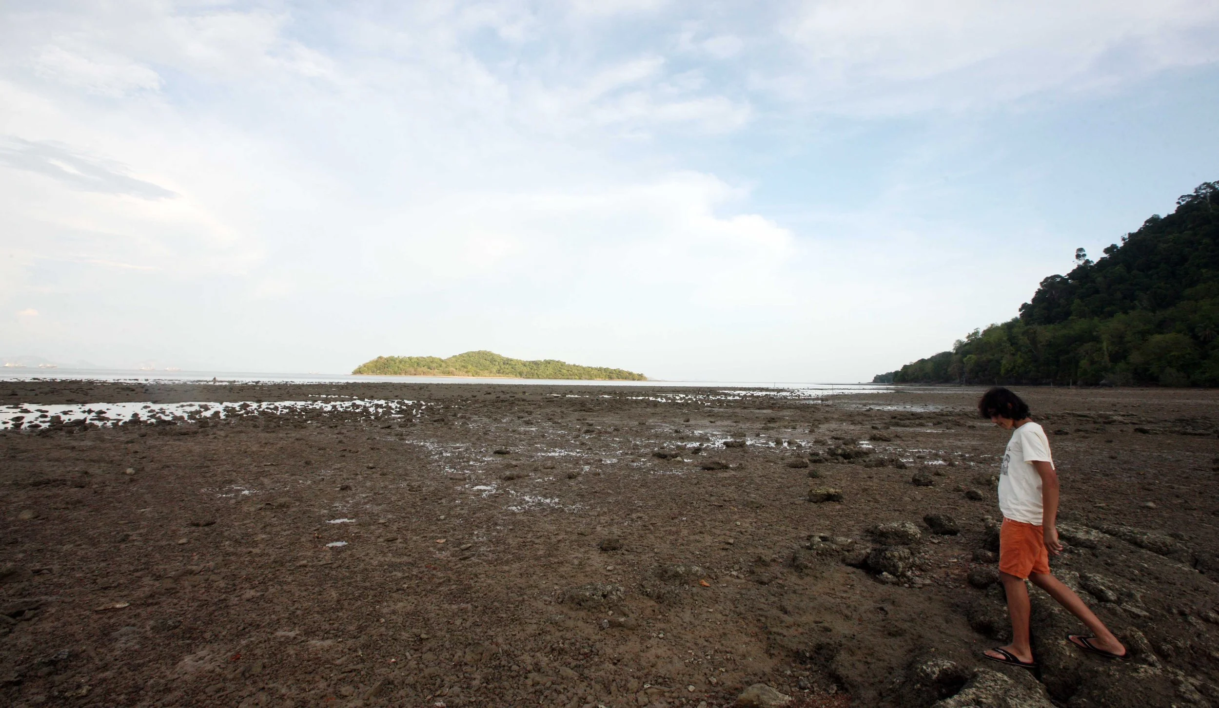 2015 Koh Lanta Songkran with friends from ISB (210).JPG