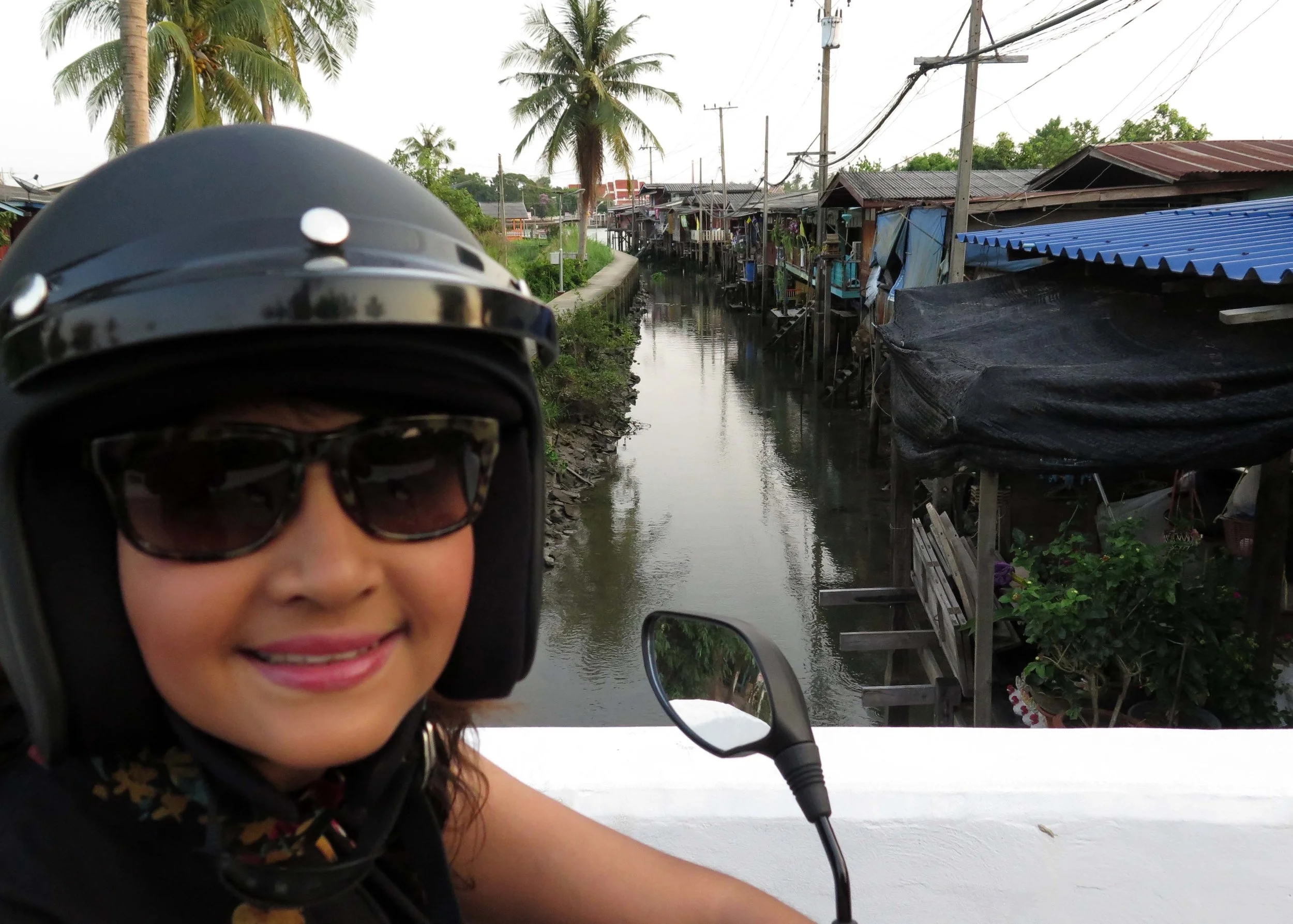 2013 Nonthaburi Setthasiri House and Nonthaburi Neighborhood (150).JPG