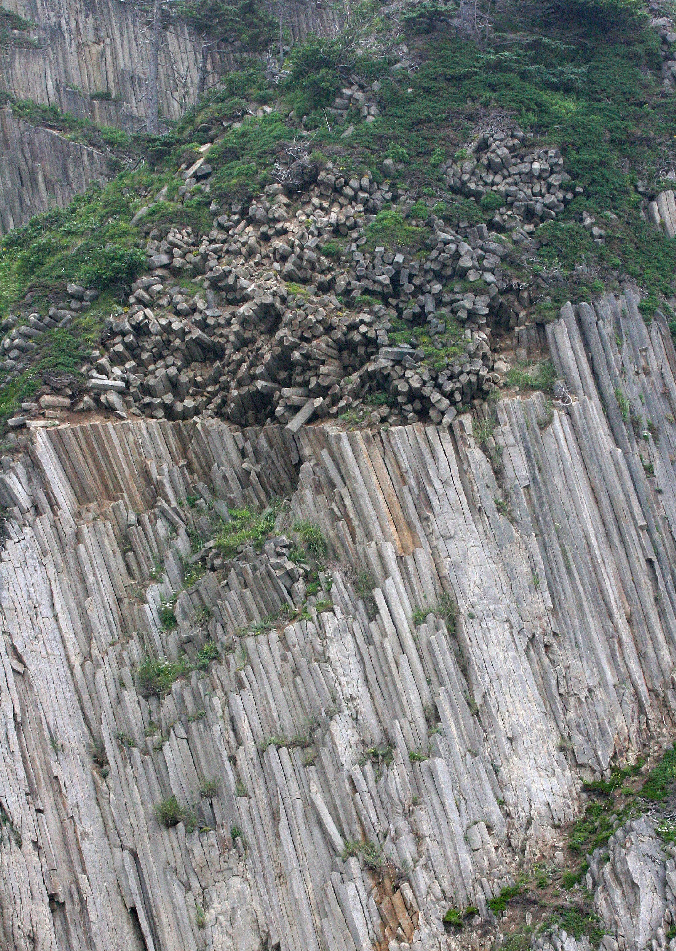 KURIL ISLANDS - VIEWS LANDSCAPES AND GEOLOGY (73).jpg