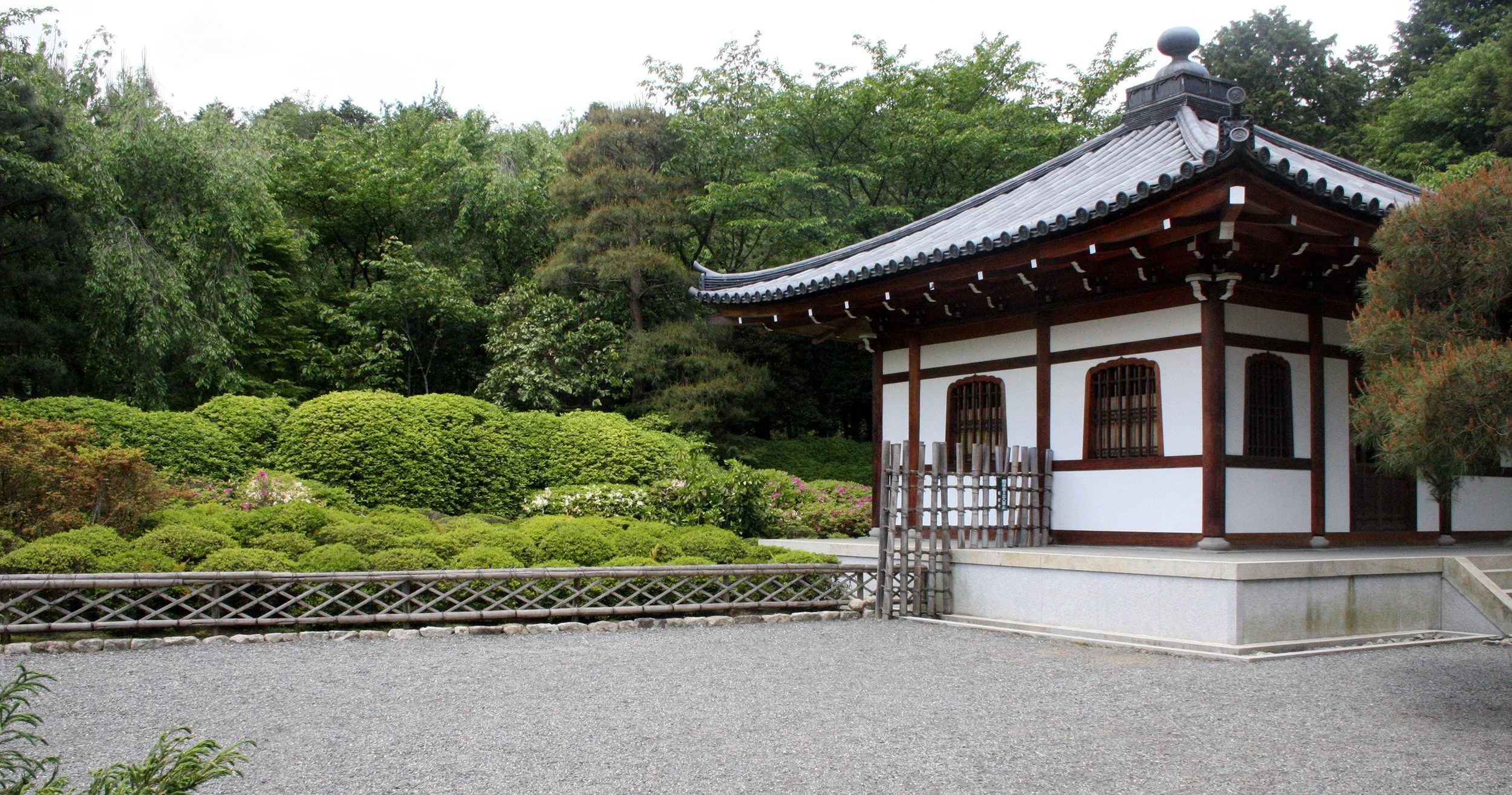 KYOTO - MAY 2009 - RYOANJI MOSS GARDENS (20).JPG