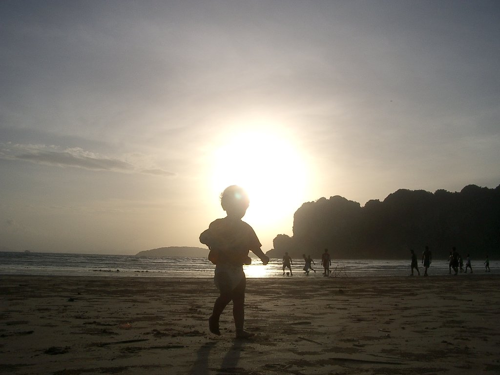 2004 Krabi Railey Beach Trip with Cokie & Som (54).JPG