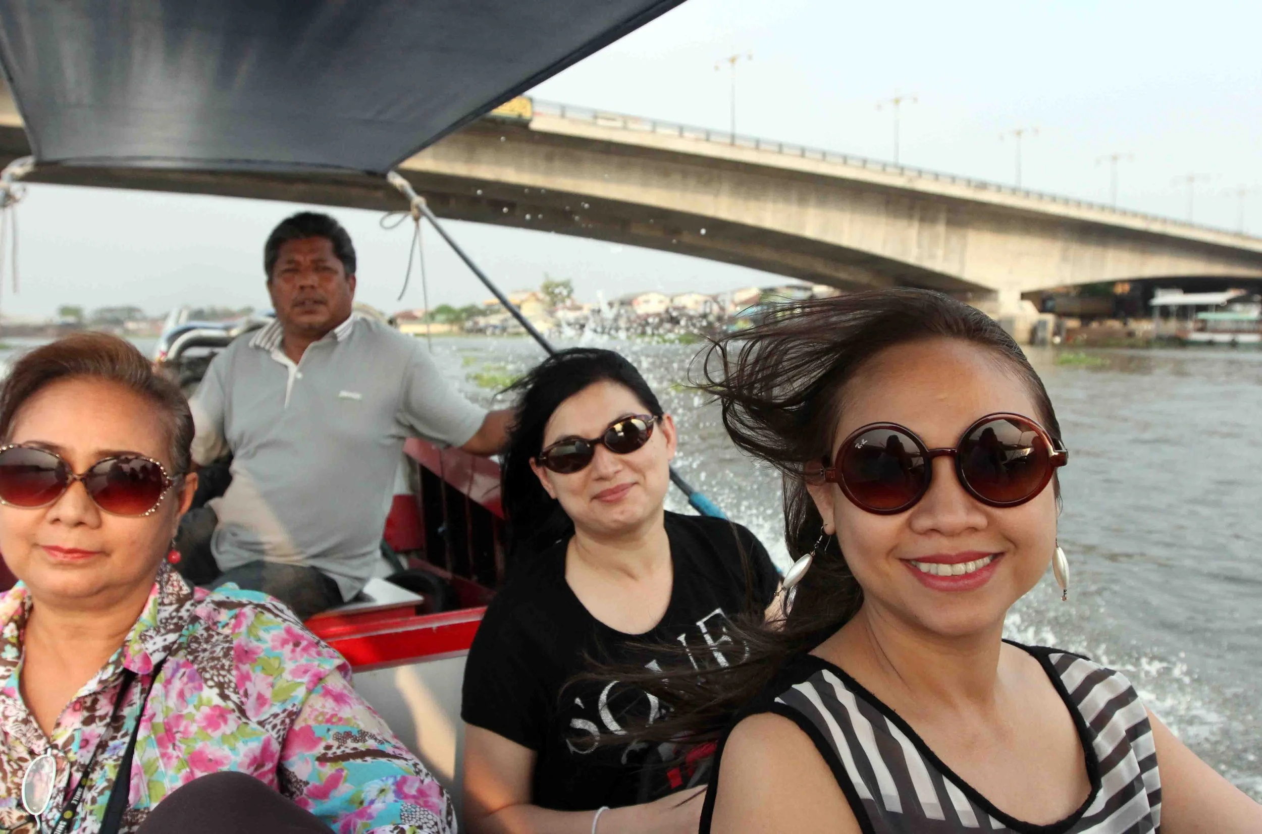 2019 Ann & Noi Visit Bangkok (44).JPG