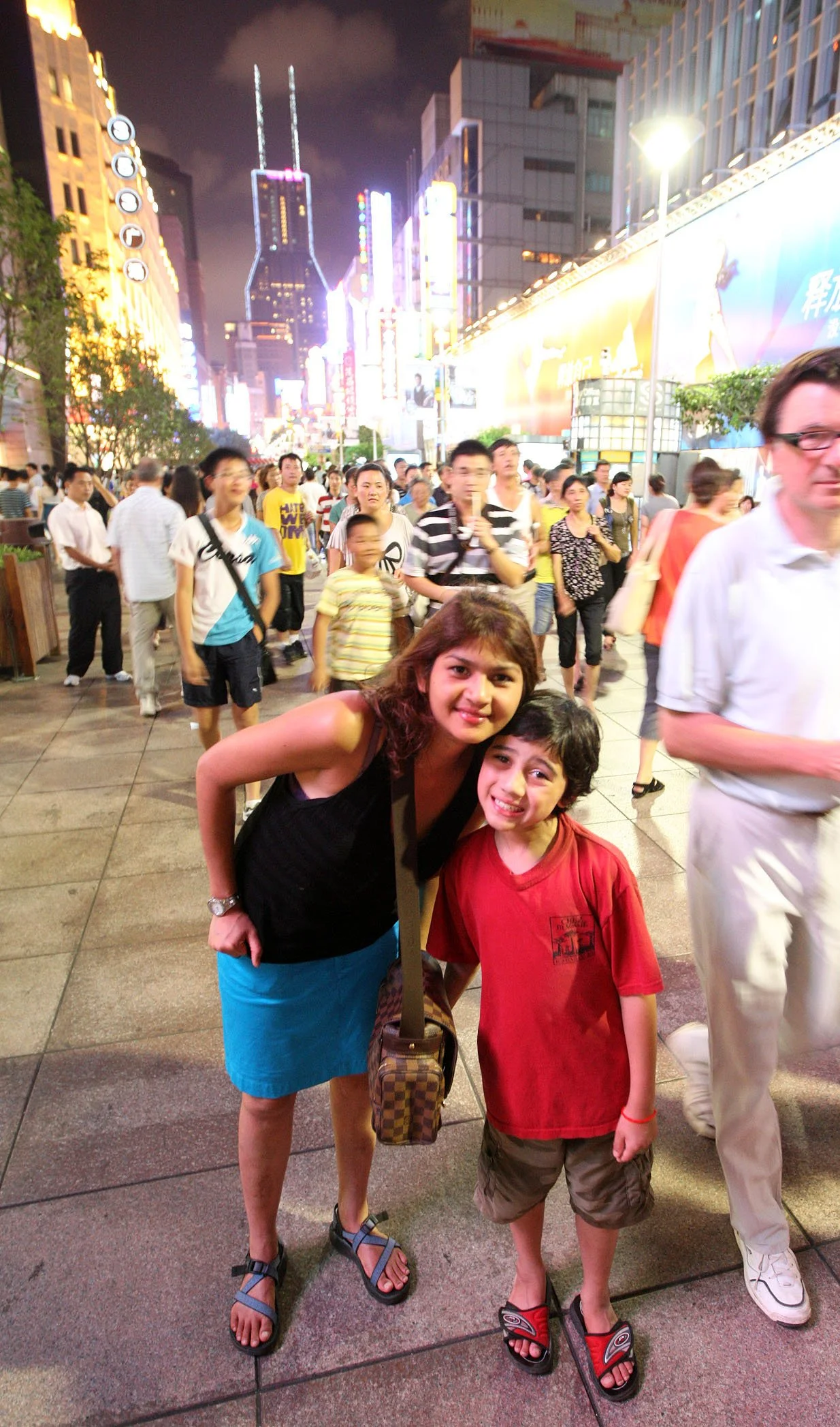 SHANGHAI NIGHT OUT - NANJING ROAD IN AUGUST (34).JPG