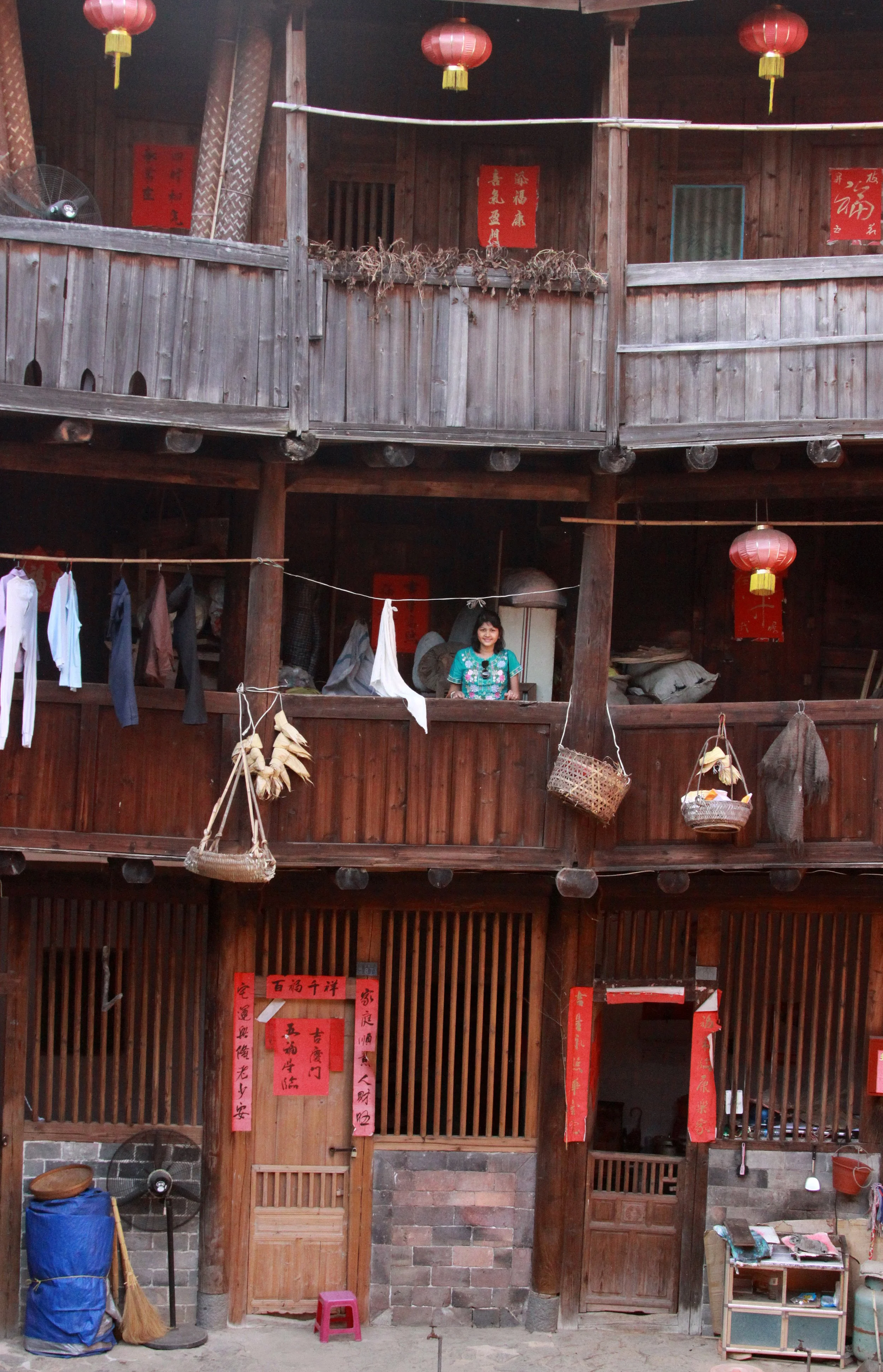 TIANLOUKENG HAKKA CLUSTER - FUJIAN CHINA (62).JPG