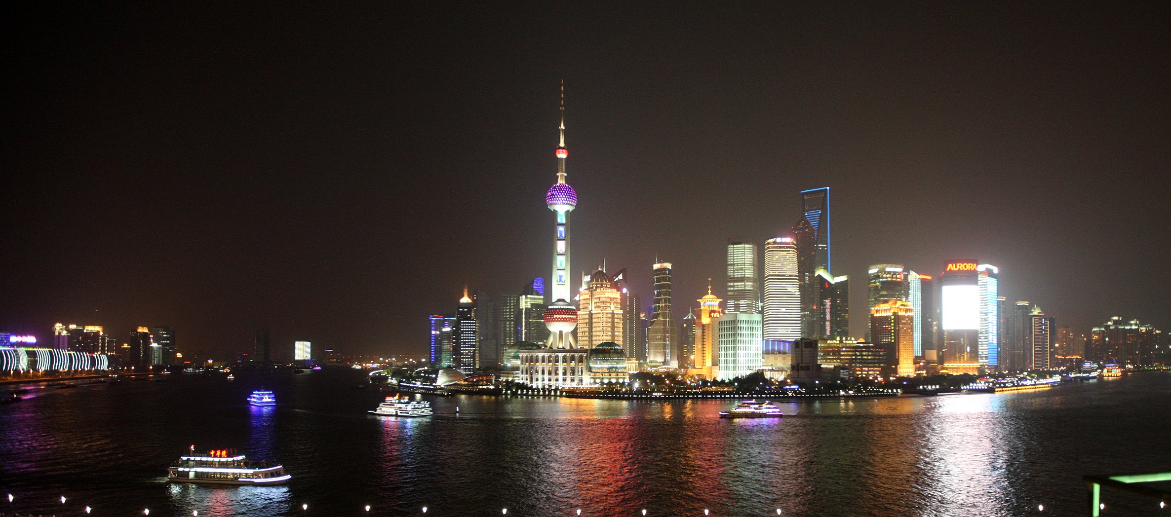 2011-4-29 NIGHT AT SHOOK AT 19 BUND SHANGHAI (188).JPG