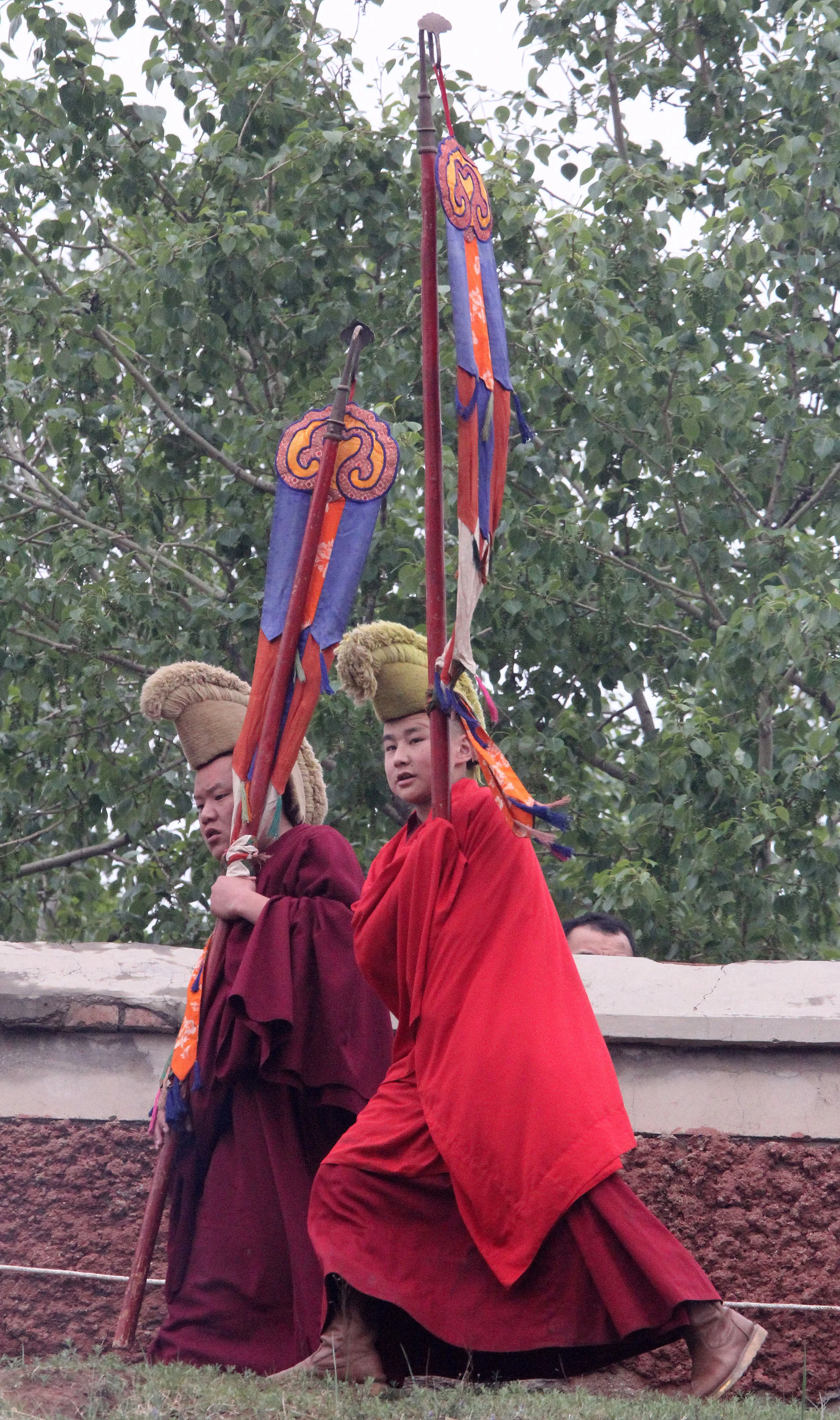 KUMBUM MONASTERY - QINGHAI - SUNNING BUDDHA FESTIVAL 2013 (175).JPG