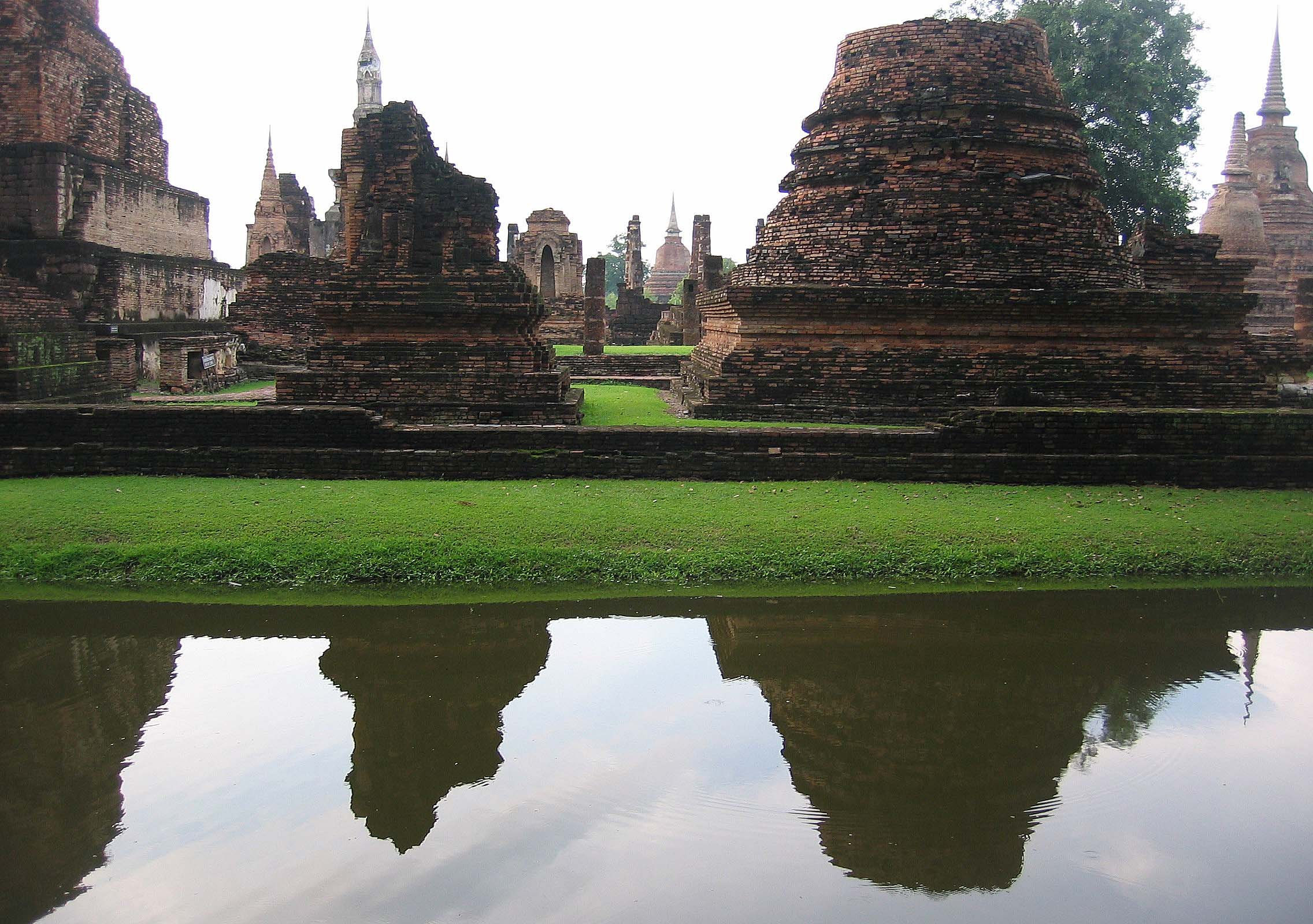 SUKHOTHAI - 2006 (52).jpg