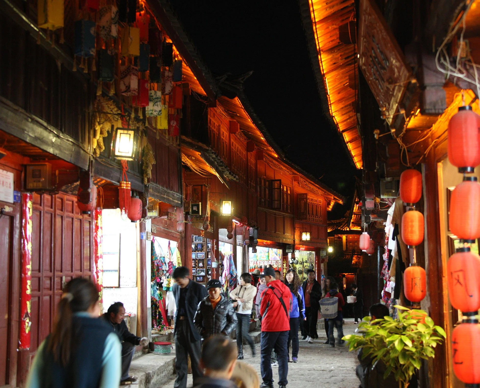 YUNNAN - LIJIANG ANCIENT TOWN - CHINA (129).JPG
