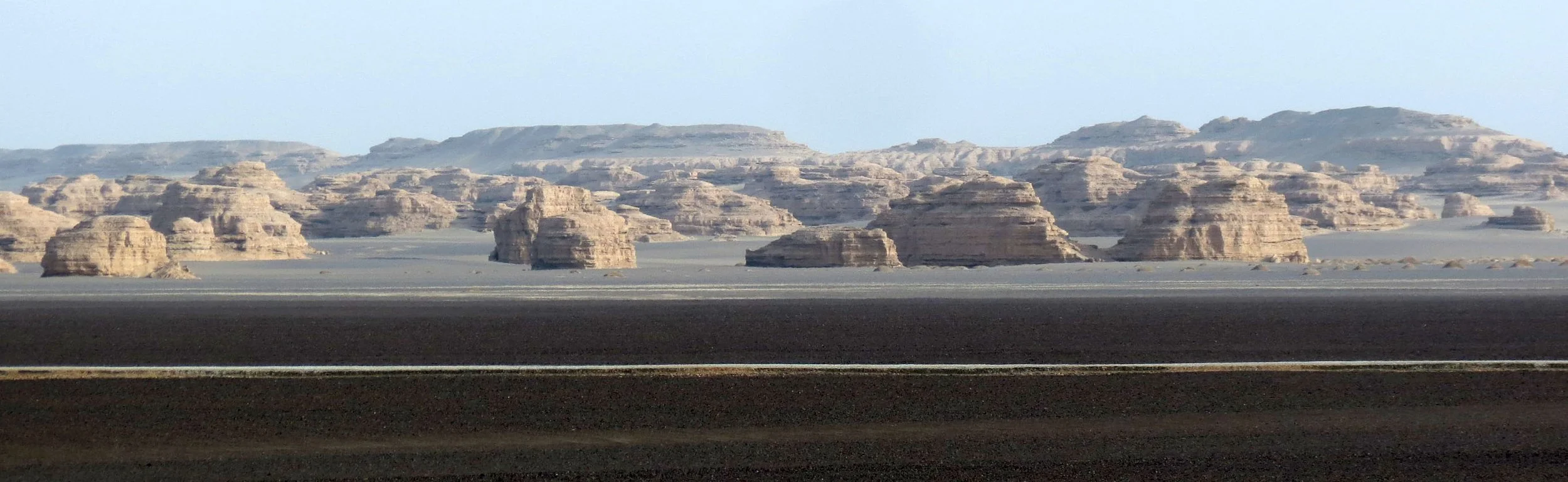YADAN NATIONAL GEOLOGICAL PARK GANSU CHINA (4).JPG