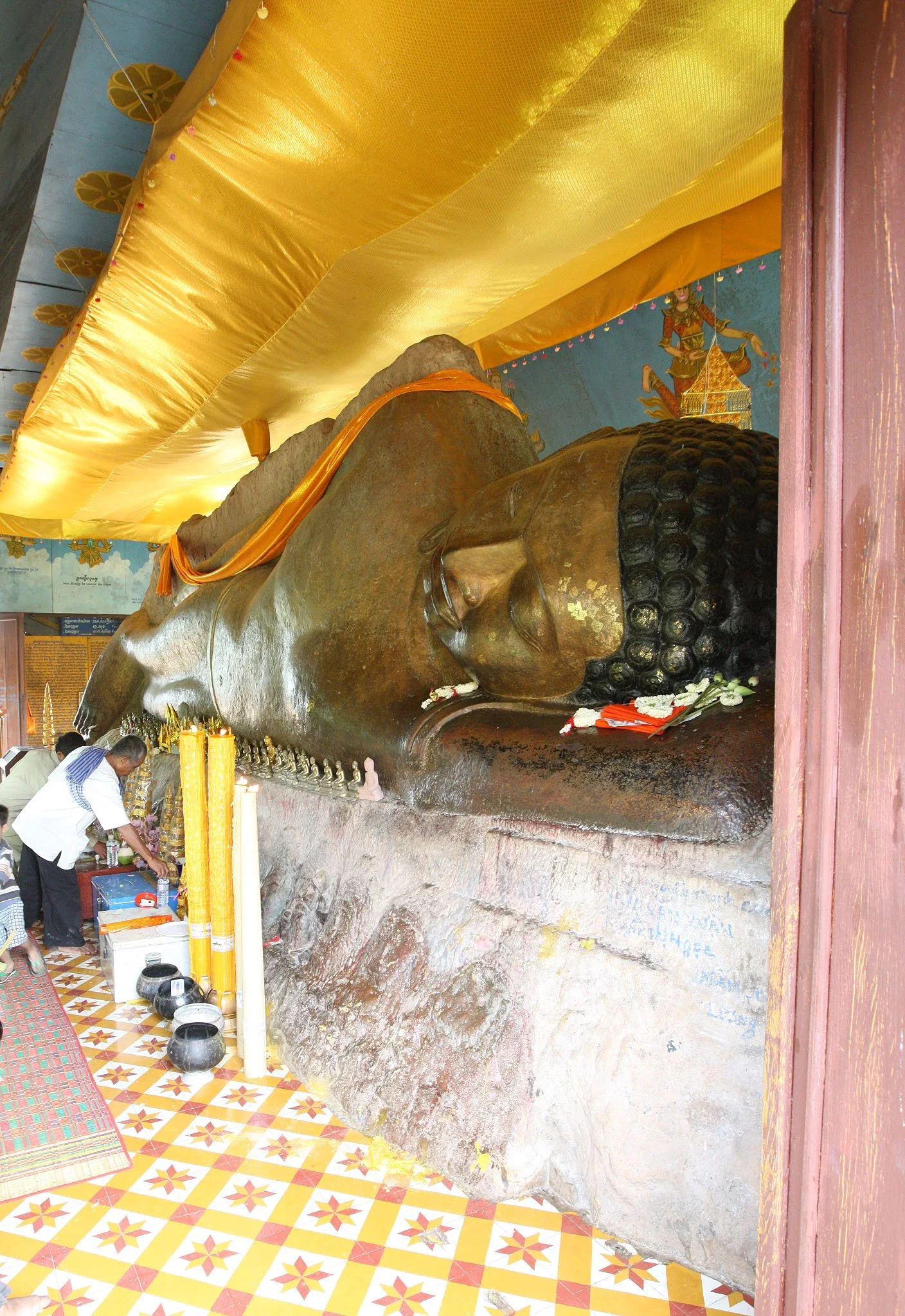 KULEN MOUNTAIN - CAMBODIA - JULY 2010 (10).JPG