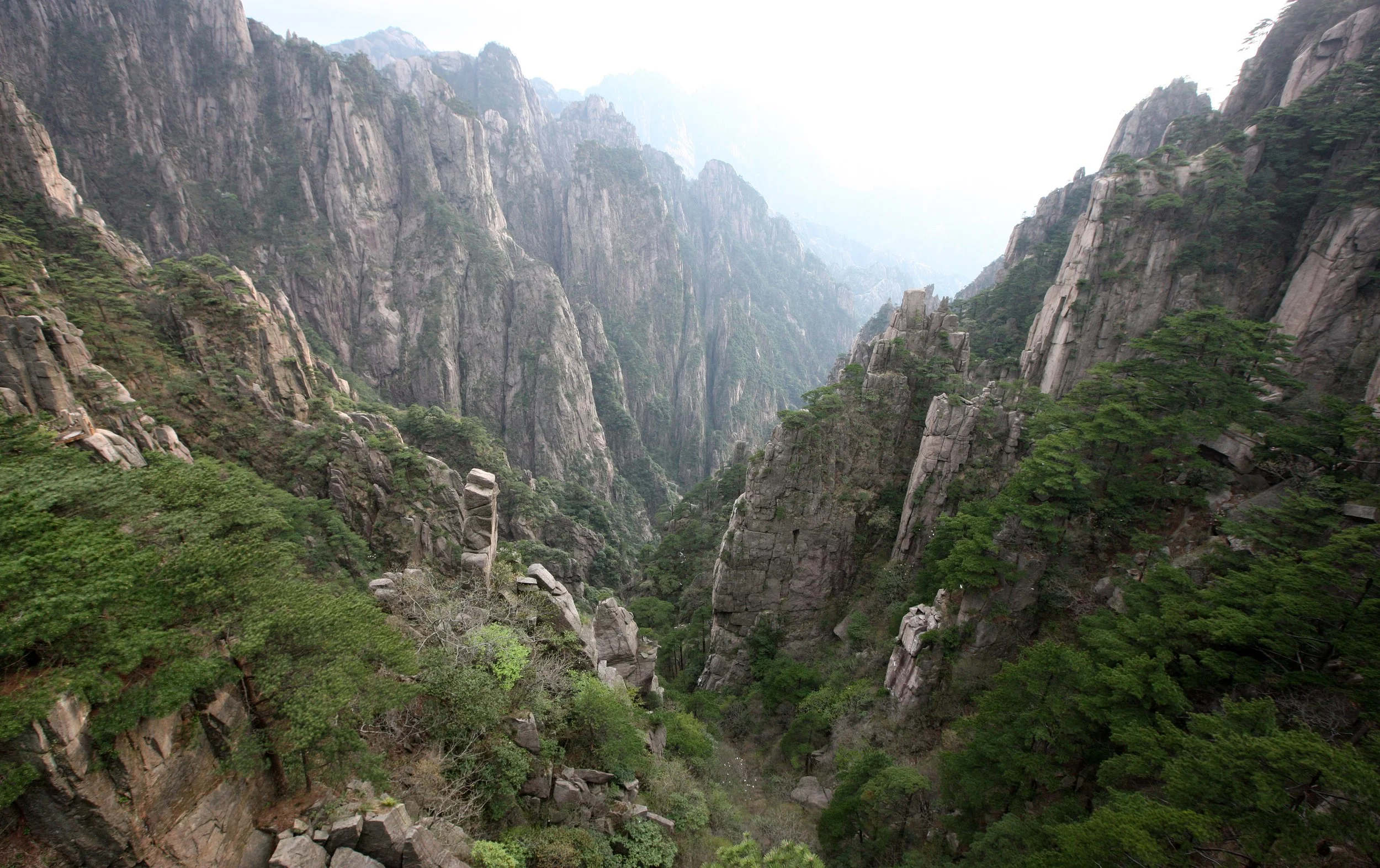 HUANGSHAN NATIONAL PARK ANHUI PROVINCE CHINA (137).JPG