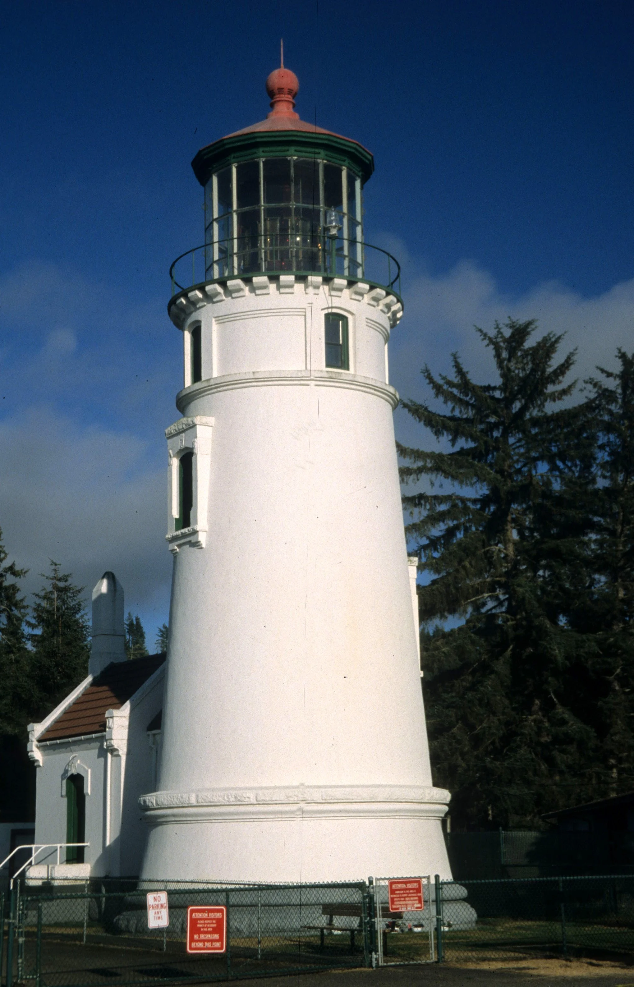 OREGON - LIGHTHOUSE - UNIDENTIFIED.jpg