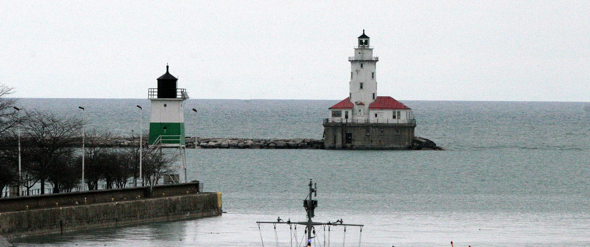 2008-4-1 CHICAGO SPRING TRIP - CHICAGO LIGHT HOUSE (4).JPG