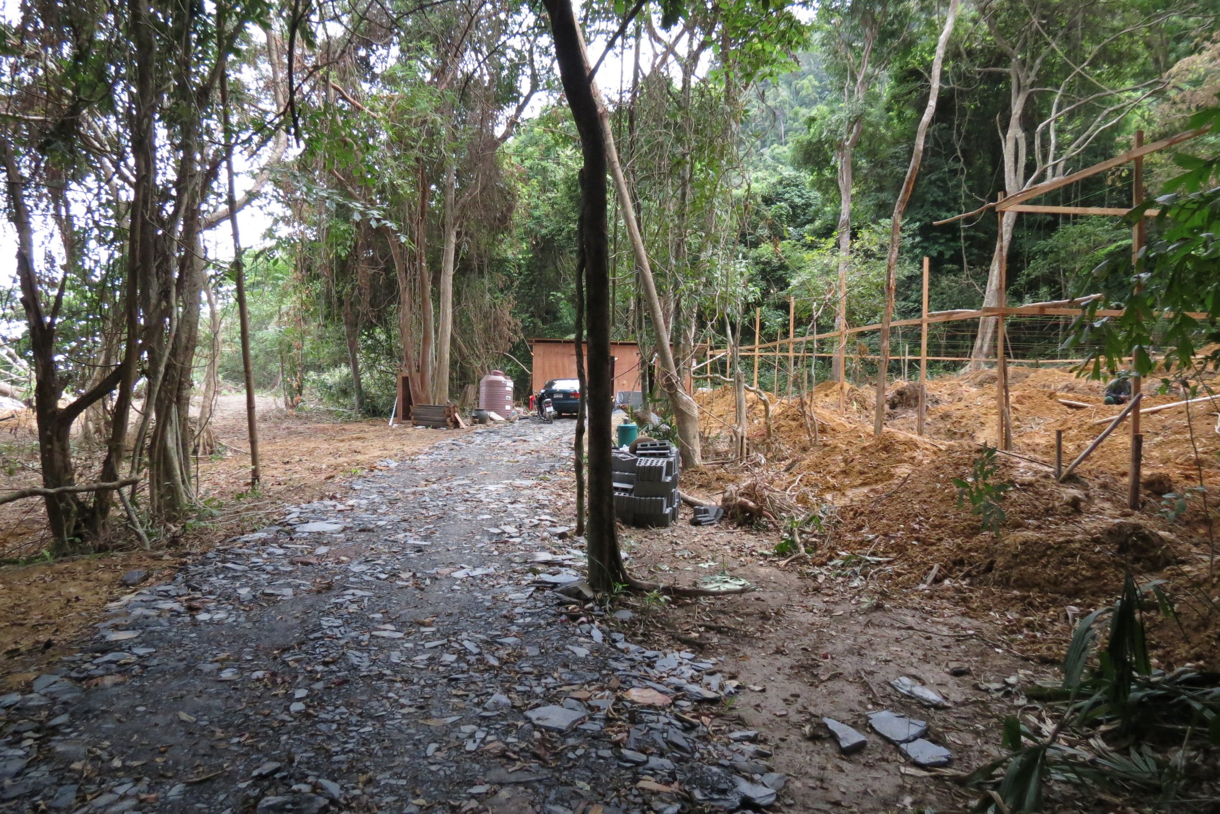 2014 Koh Lanta Build (77).JPG