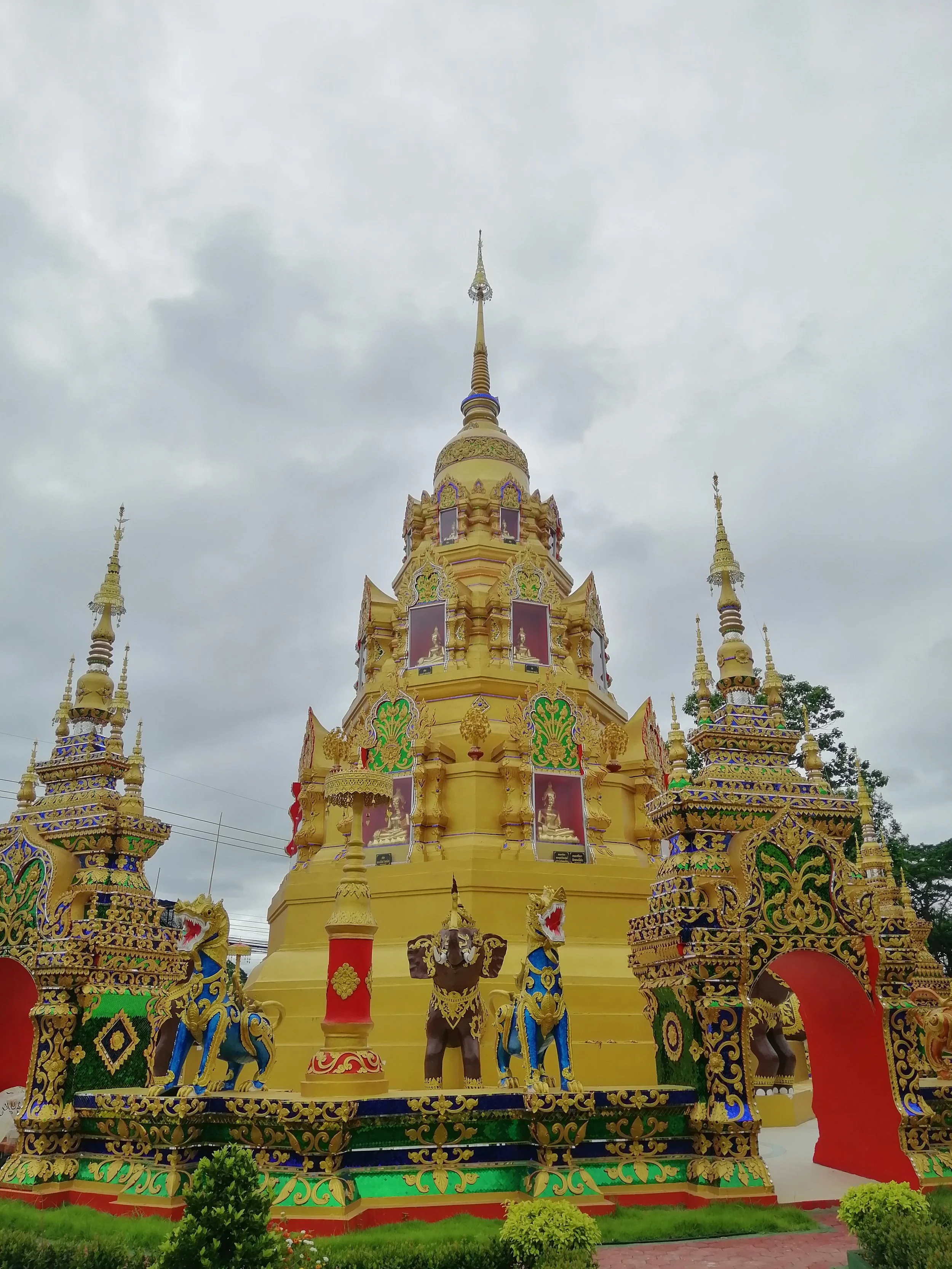 2020 Phayao Wat Phra Nang Din Summer Road Trip (2).jpg