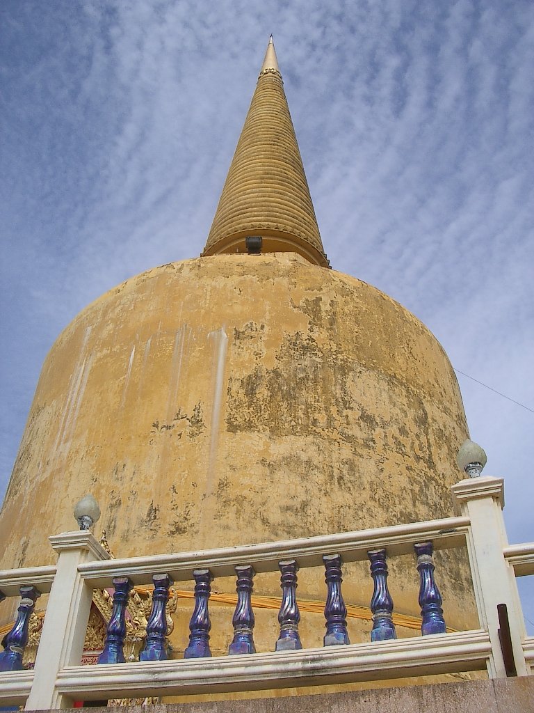 2004 Nakhonsithammarat Visiting Family (13).JPG