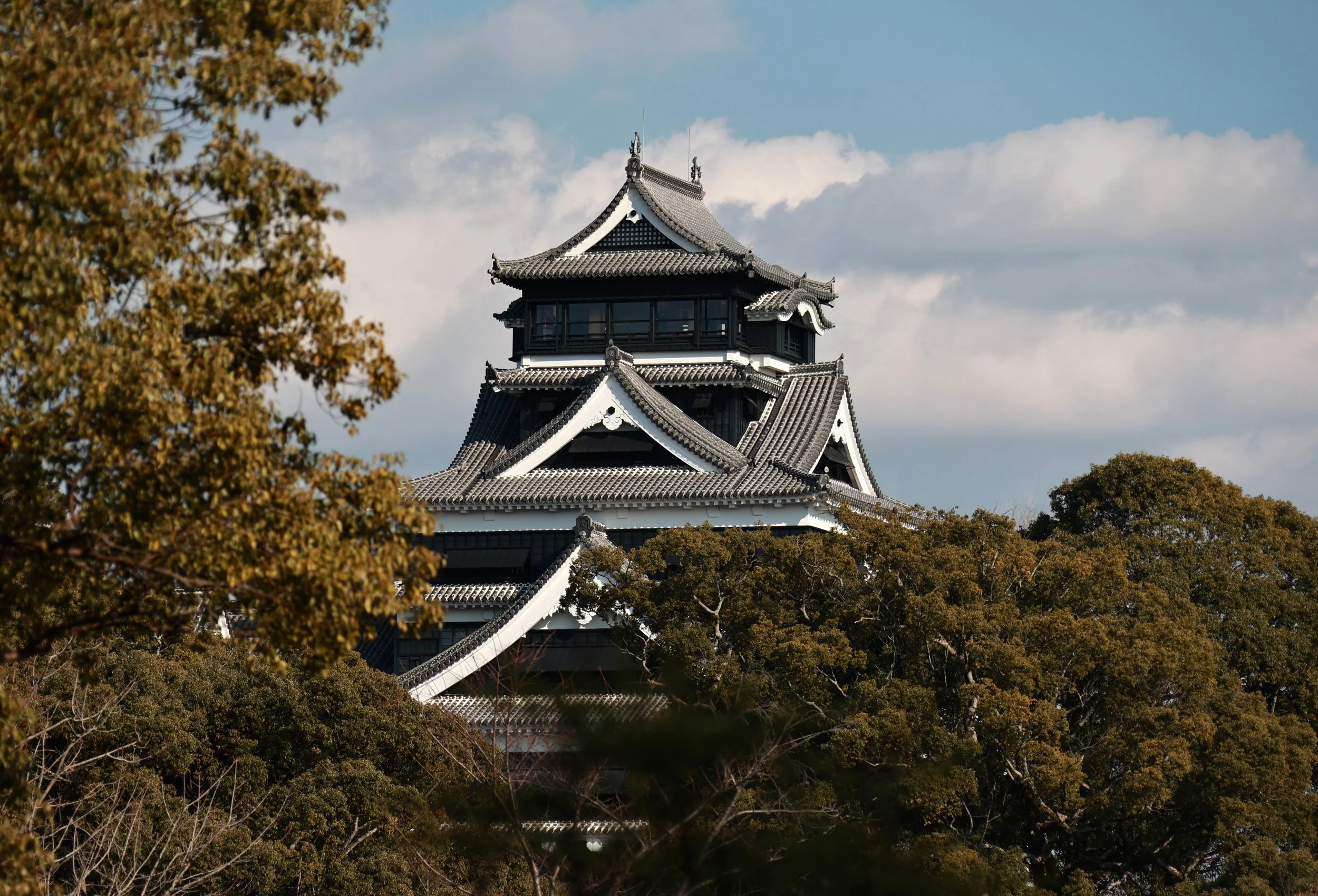 Kumamoto Castle - Kumamoto, Kyushu Japan (33).jpg