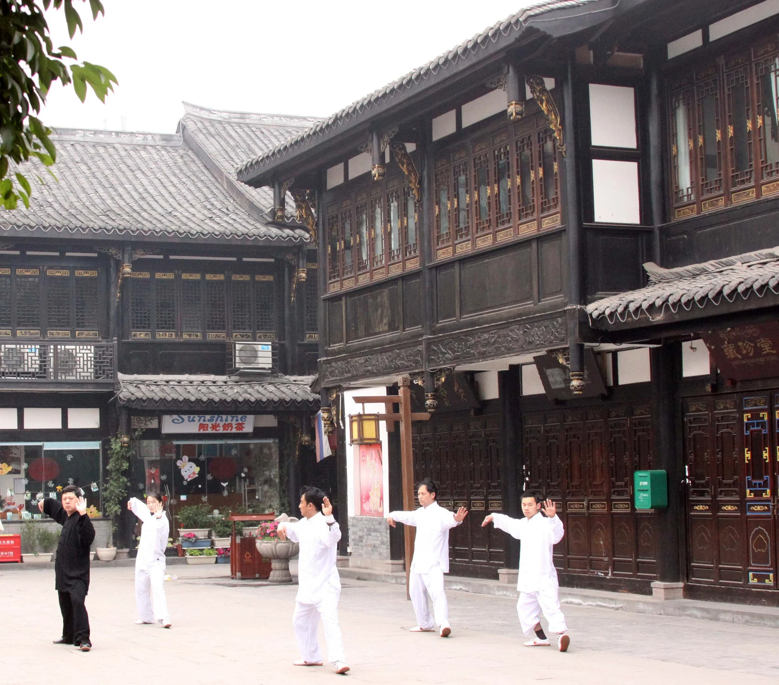 CHENGDU - JINLI STREET AND OLDTOWN - SICHUAN CHINA (11).JPG