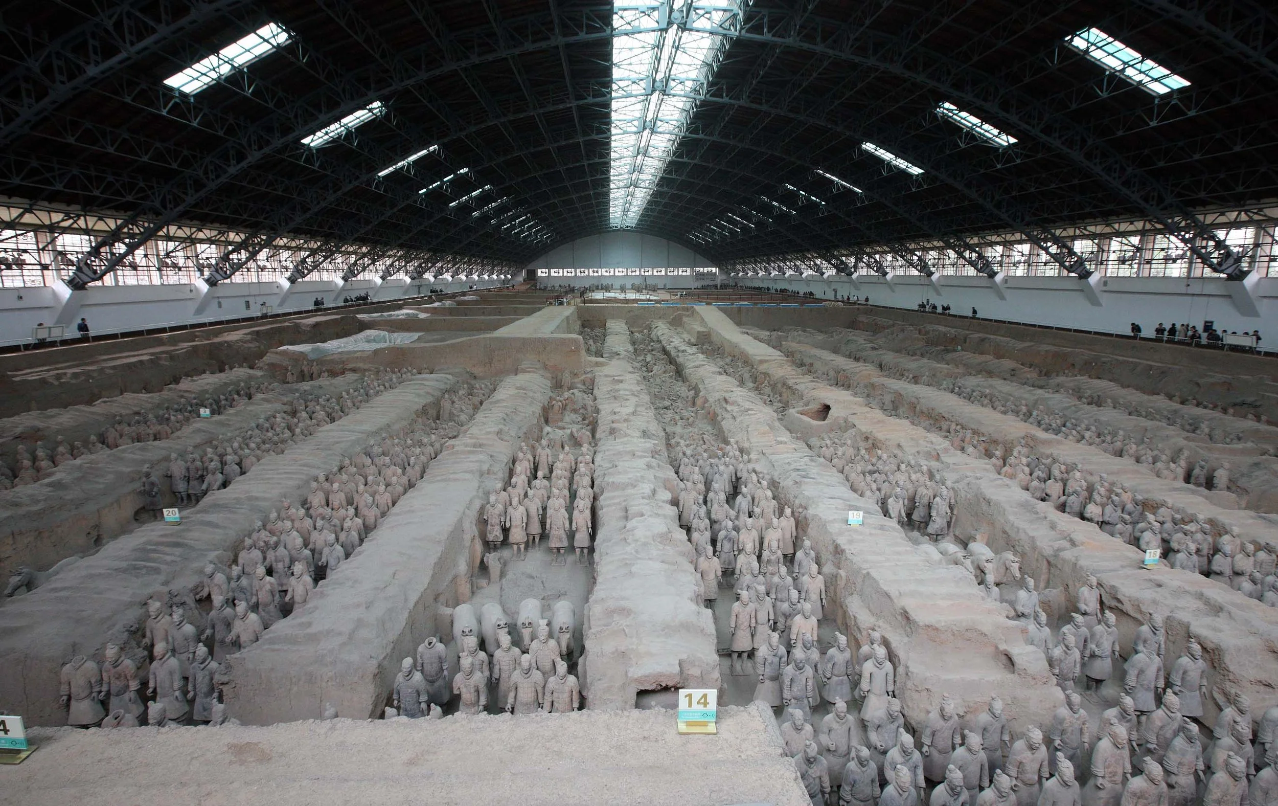 XIAN - TERRA COTTA WARRIORS - MARCH 2011 (4).JPG